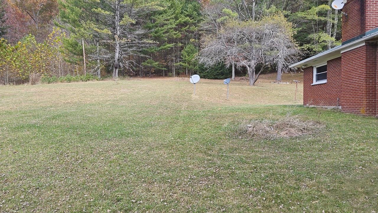 2647 Teas Road Sugar Grove VA 24375