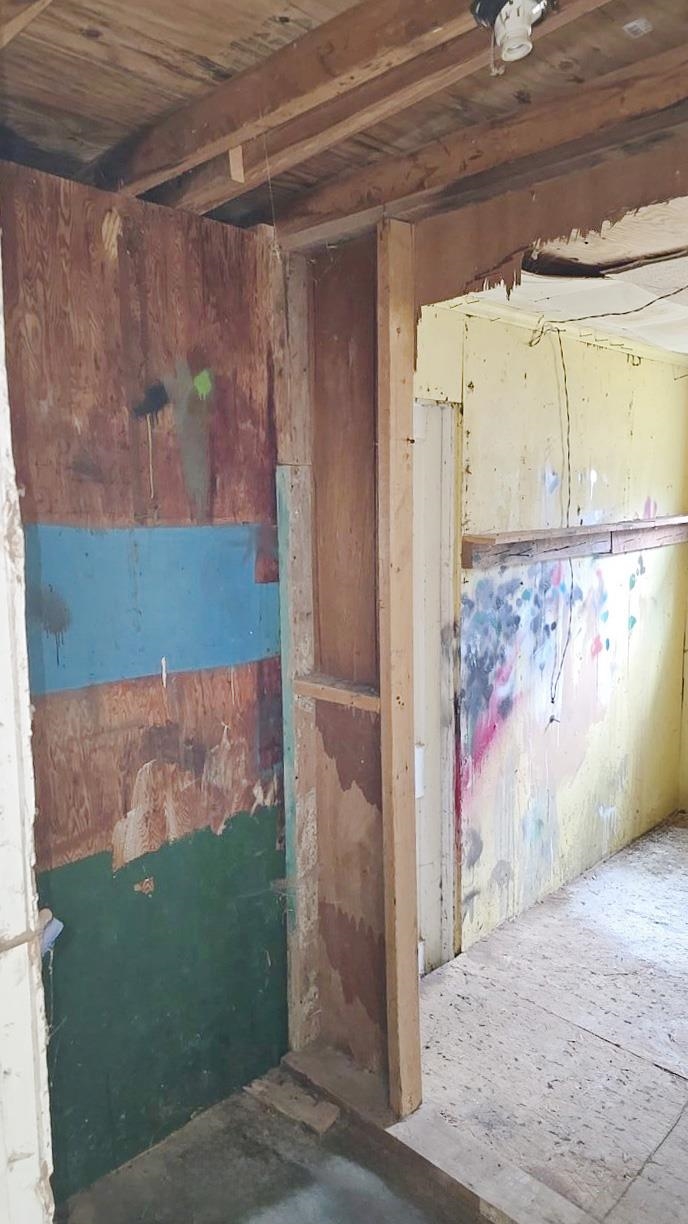 2647 Teas Road Sugar Grove VA 24375