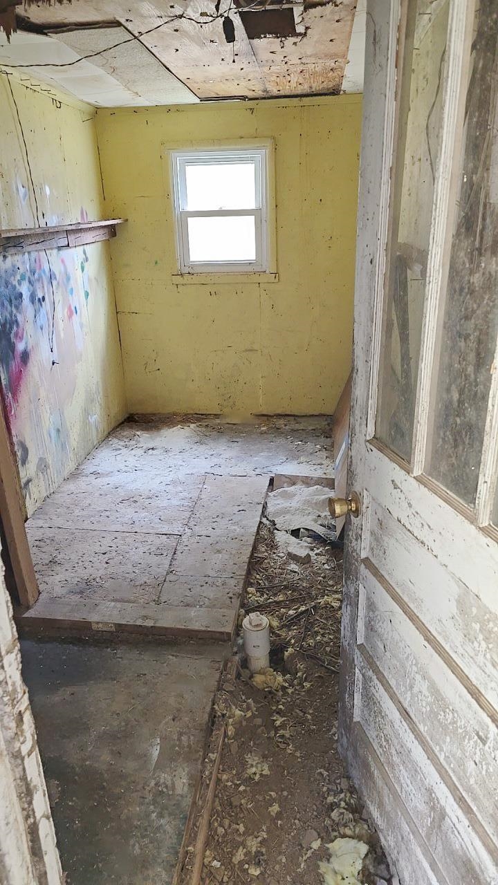 2647 Teas Road Sugar Grove VA 24375