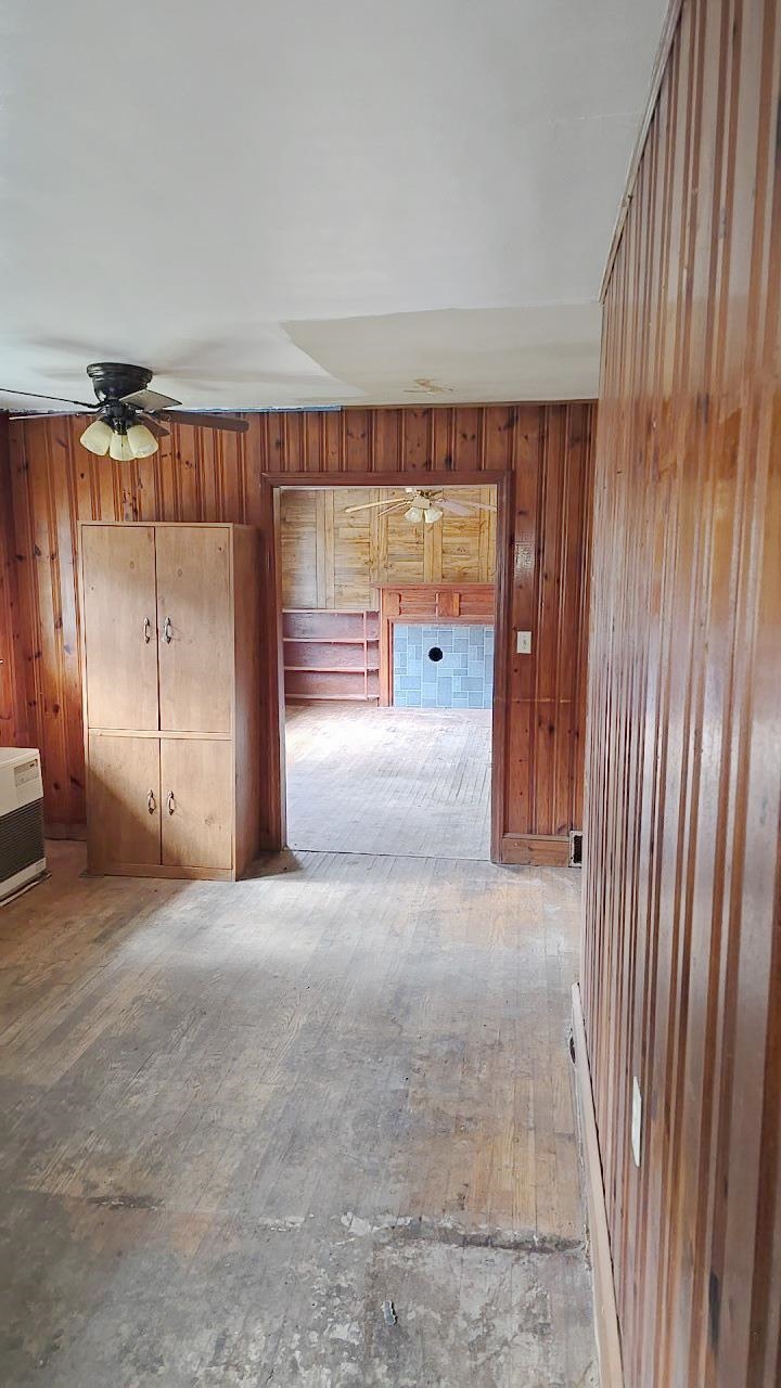 2647 Teas Road Sugar Grove VA 24375