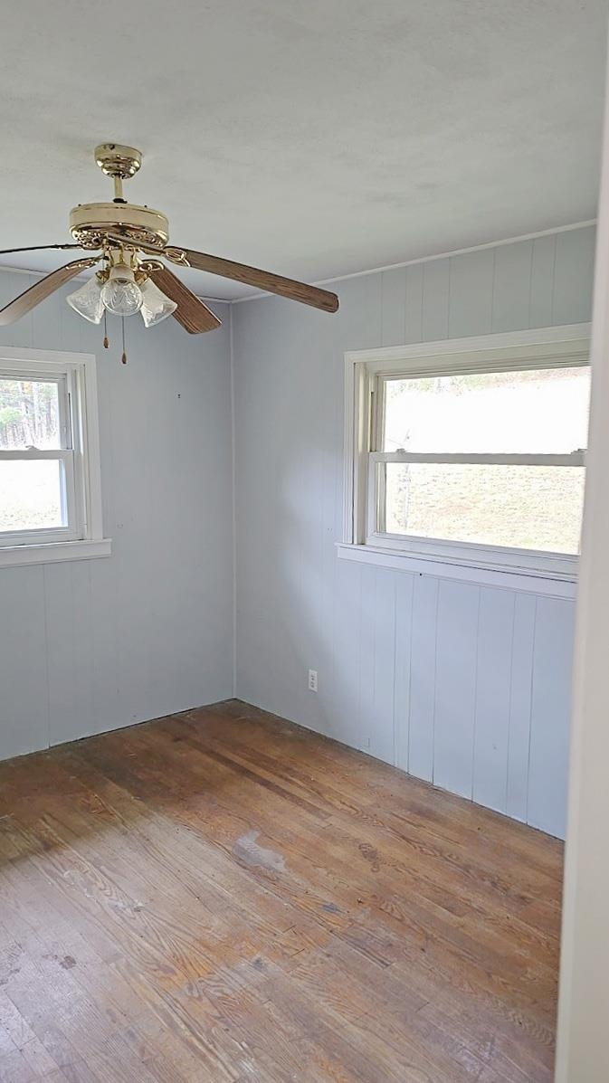 2647 Teas Road Sugar Grove VA 24375