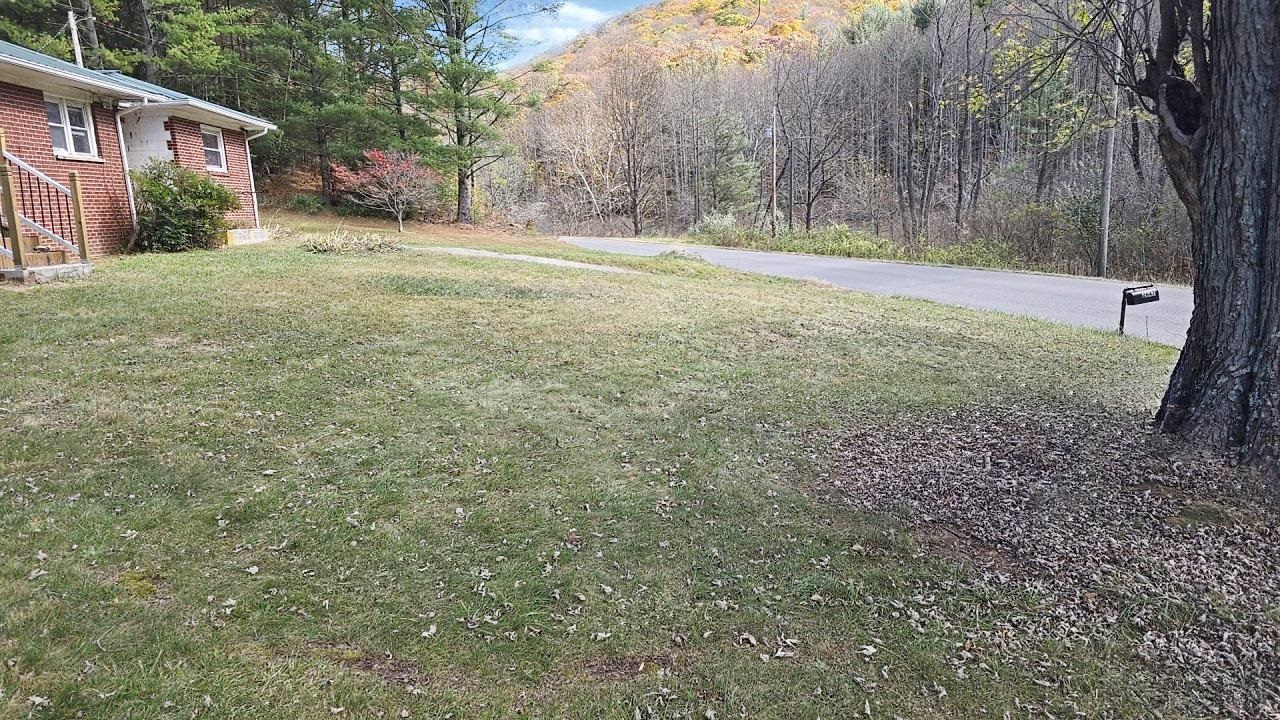 2647 Teas Road Sugar Grove VA 24375