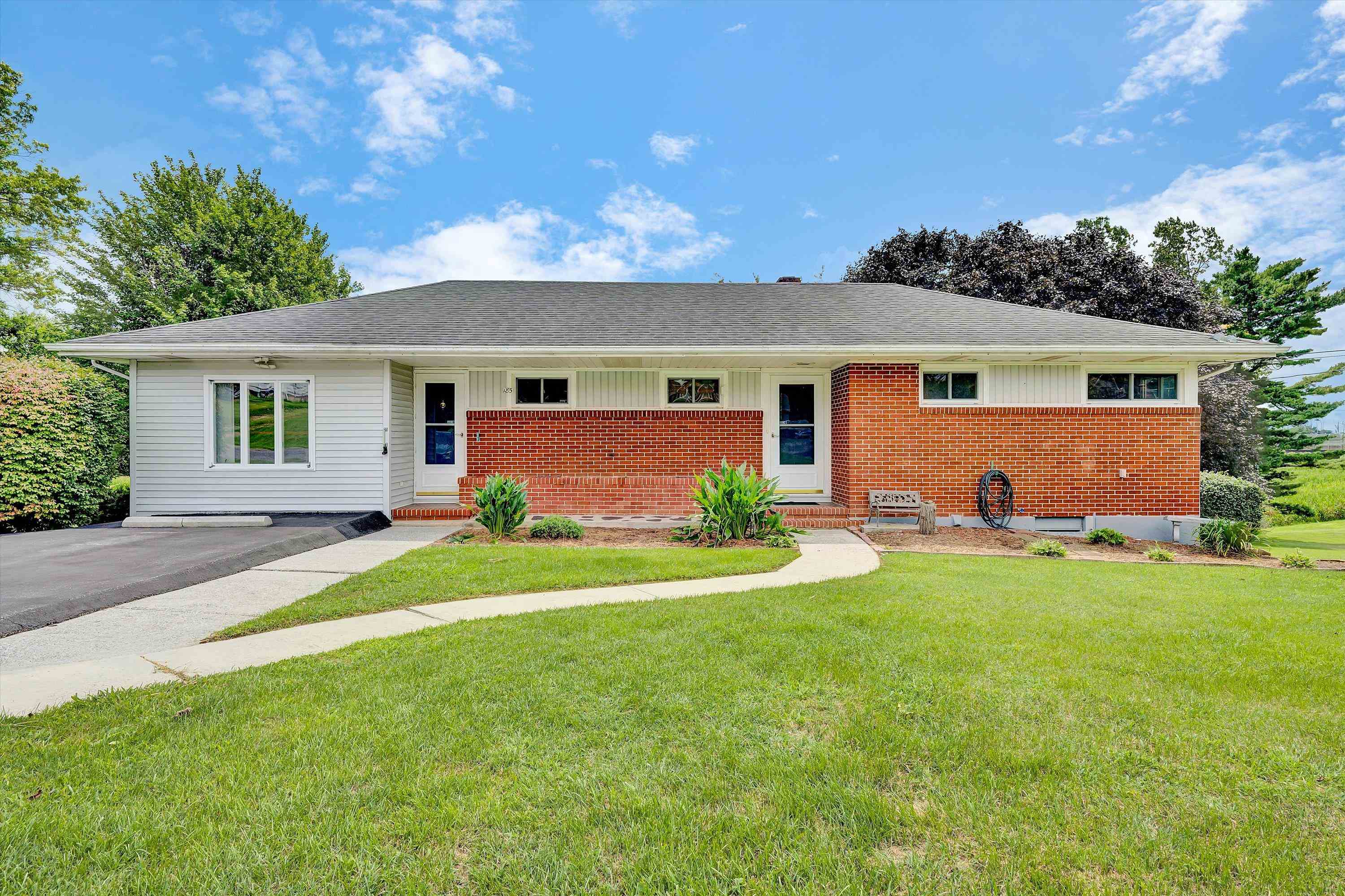 185 Dogwood Drive Wytheville VA 24382