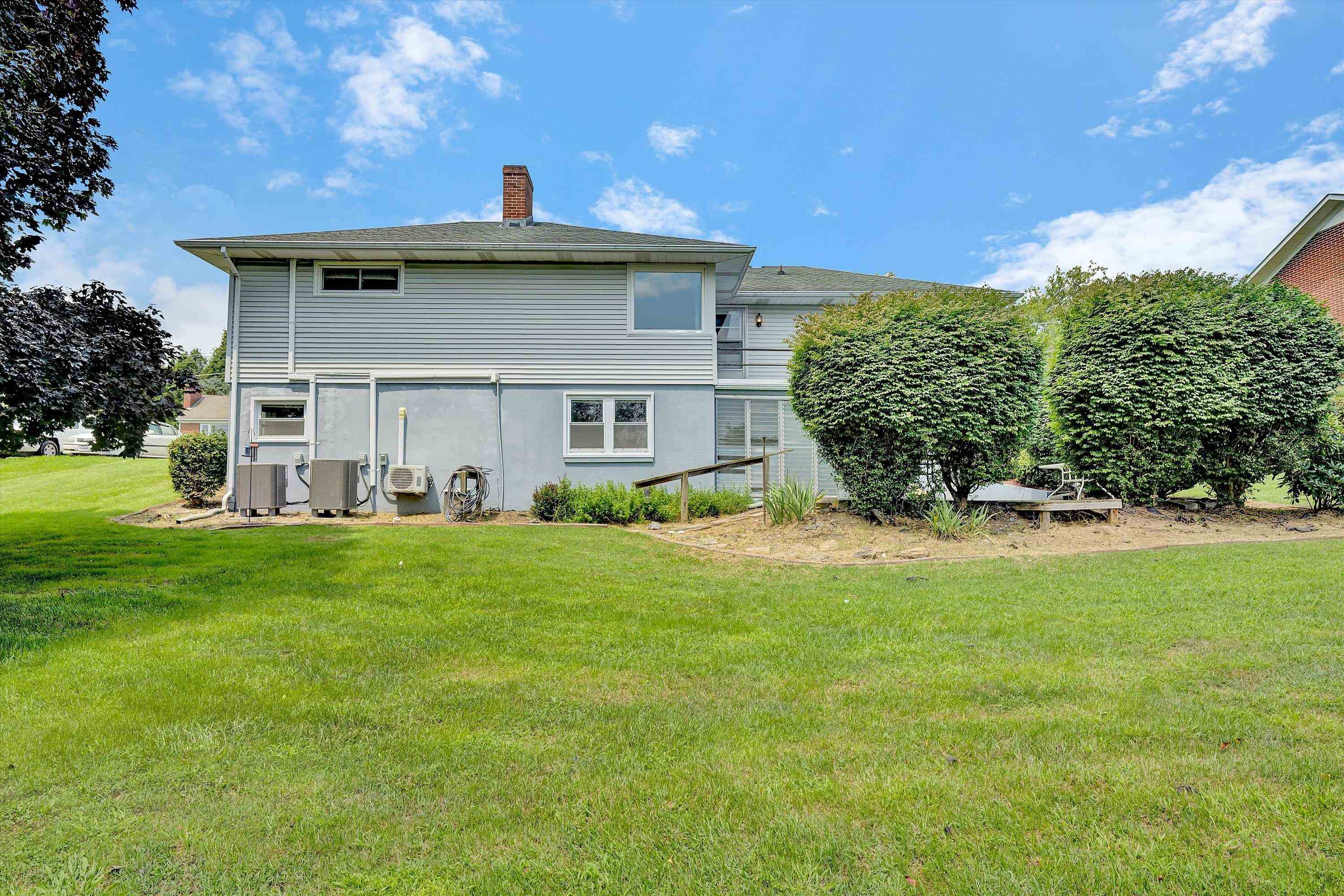 185 Dogwood Drive Wytheville VA 24382