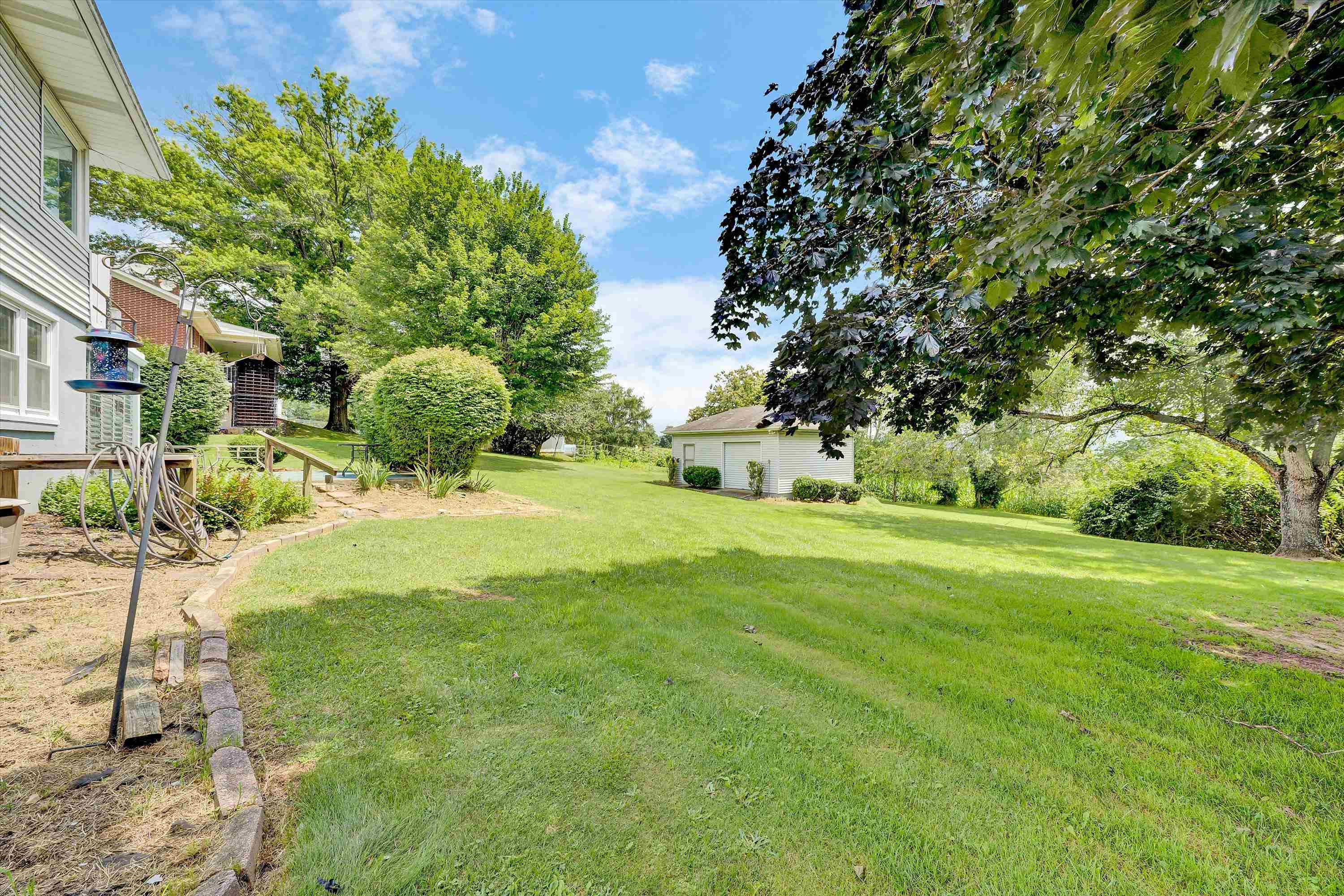 185 Dogwood Drive Wytheville VA 24382