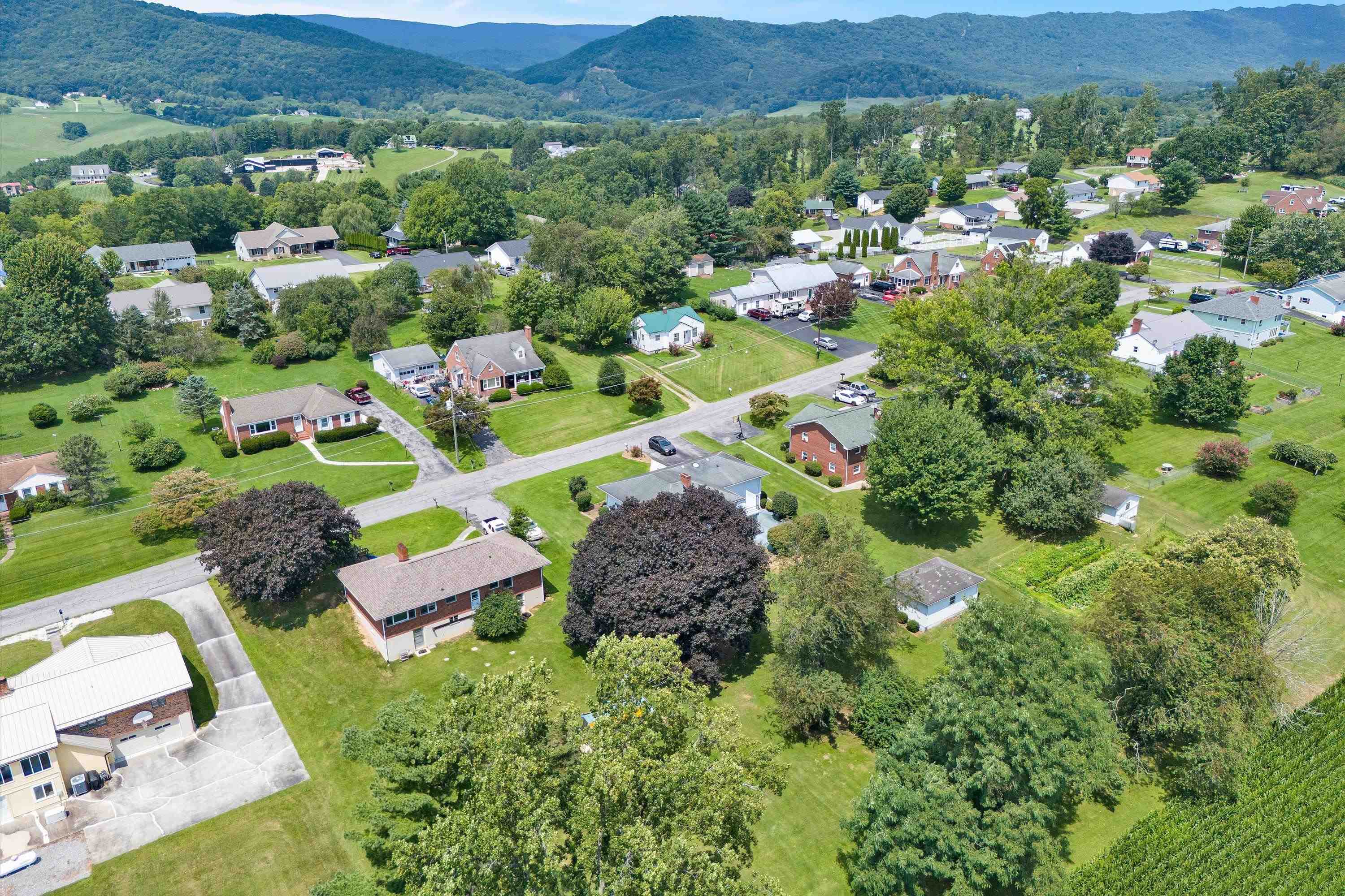 185 Dogwood Drive Wytheville VA 24382