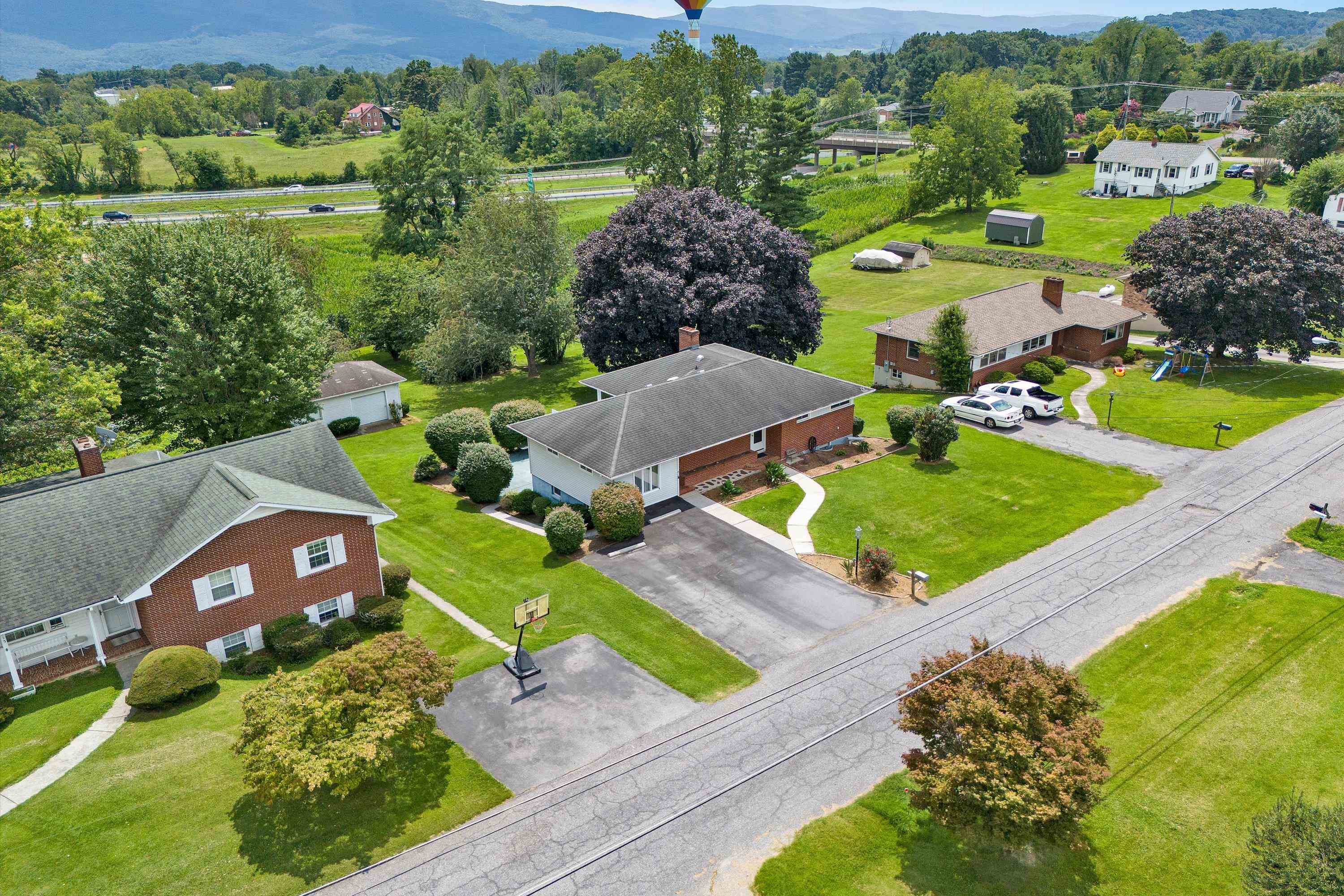 185 Dogwood Drive Wytheville VA 24382