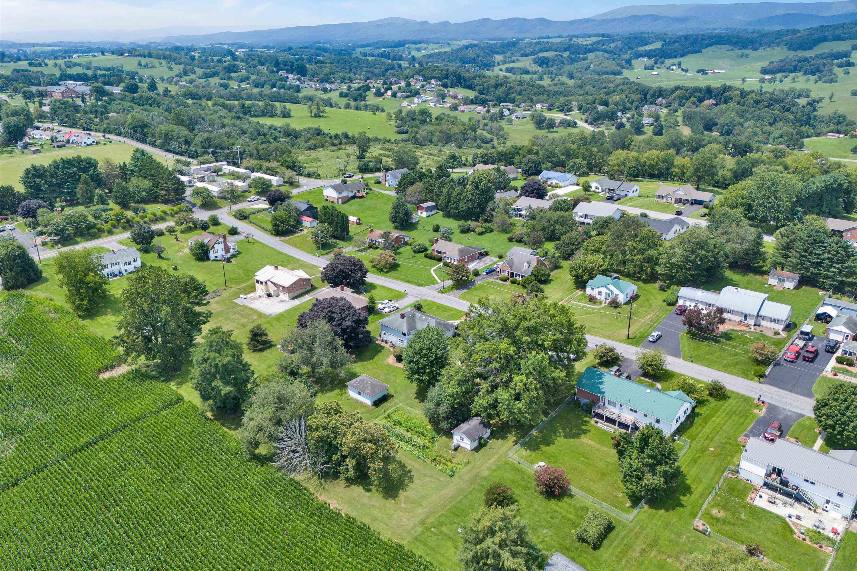 185 Dogwood Drive Wytheville VA 24382