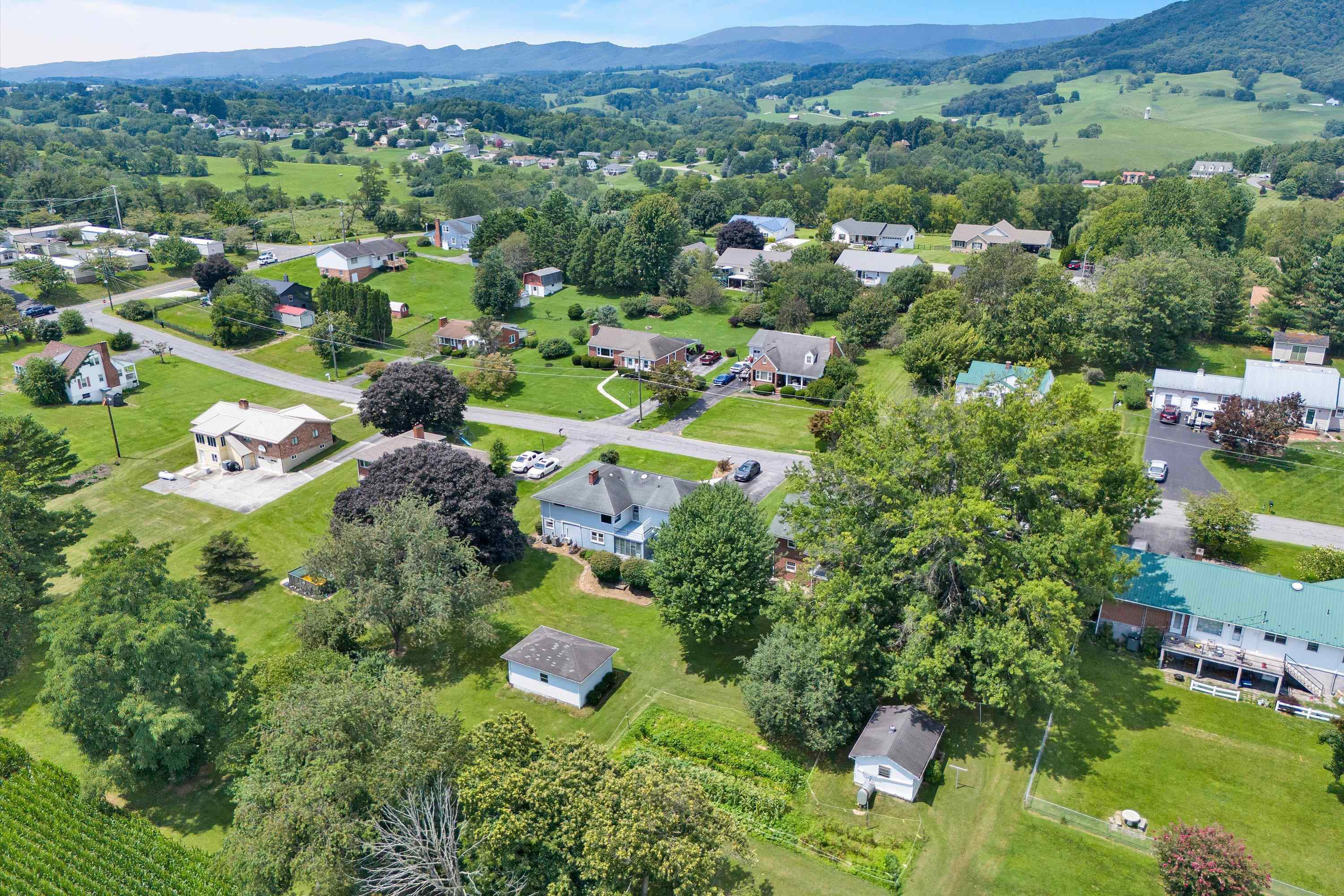 185 Dogwood Drive Wytheville VA 24382