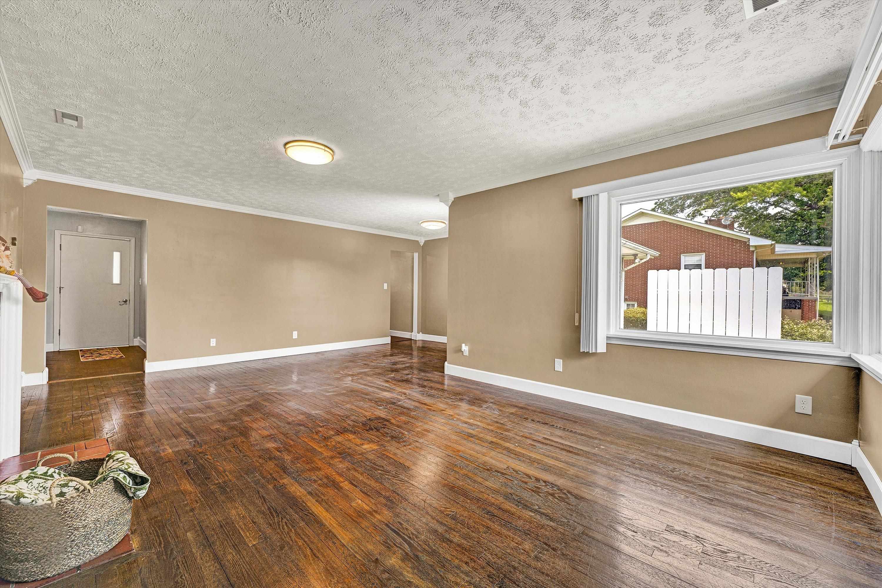 185 Dogwood Drive Wytheville VA 24382