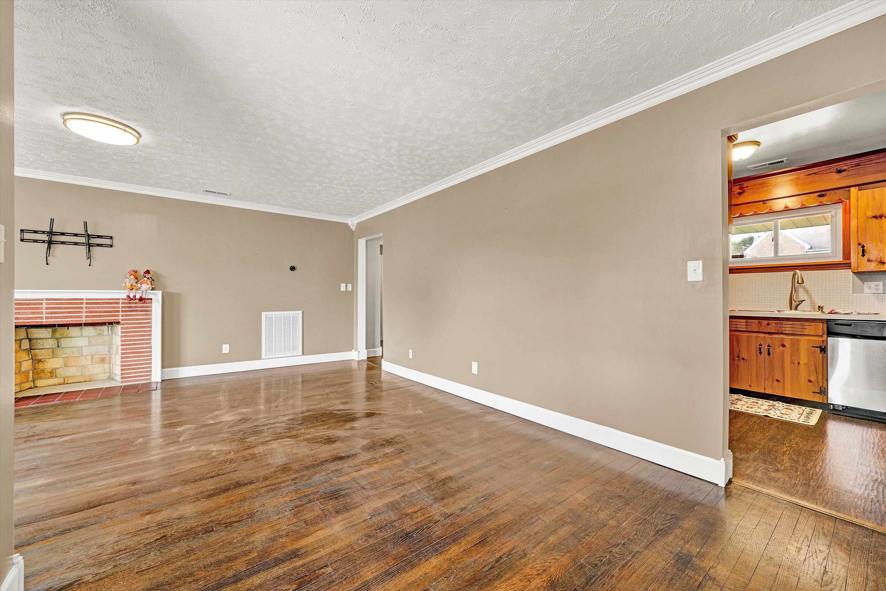 185 Dogwood Drive Wytheville VA 24382