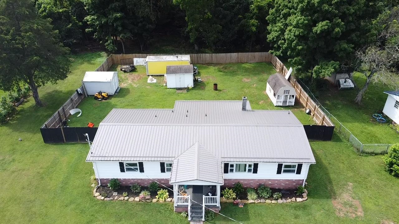 111 W Peck Street W Pembroke VA 24136