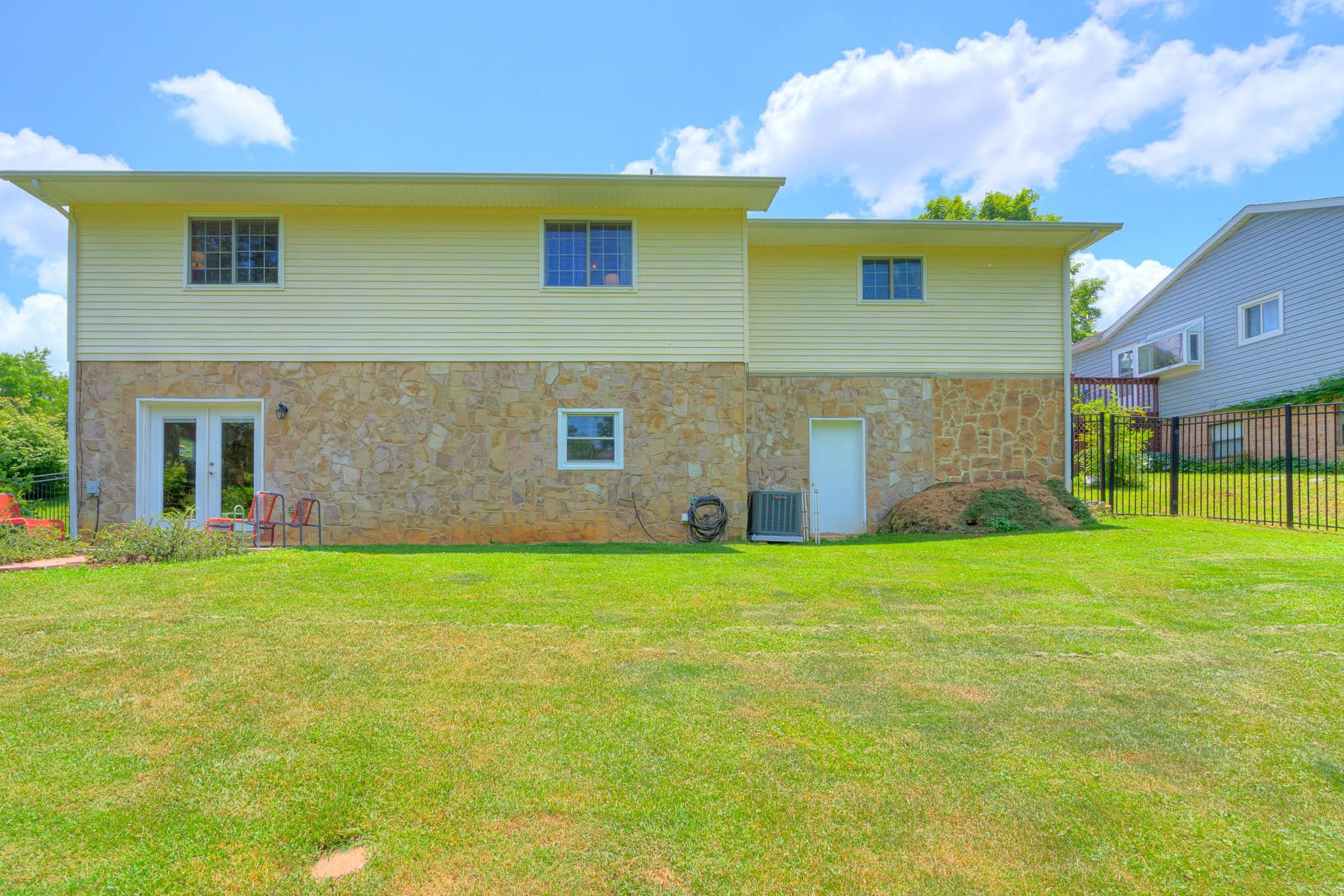 2006 Christopher Drive Blacksburg VA 24060