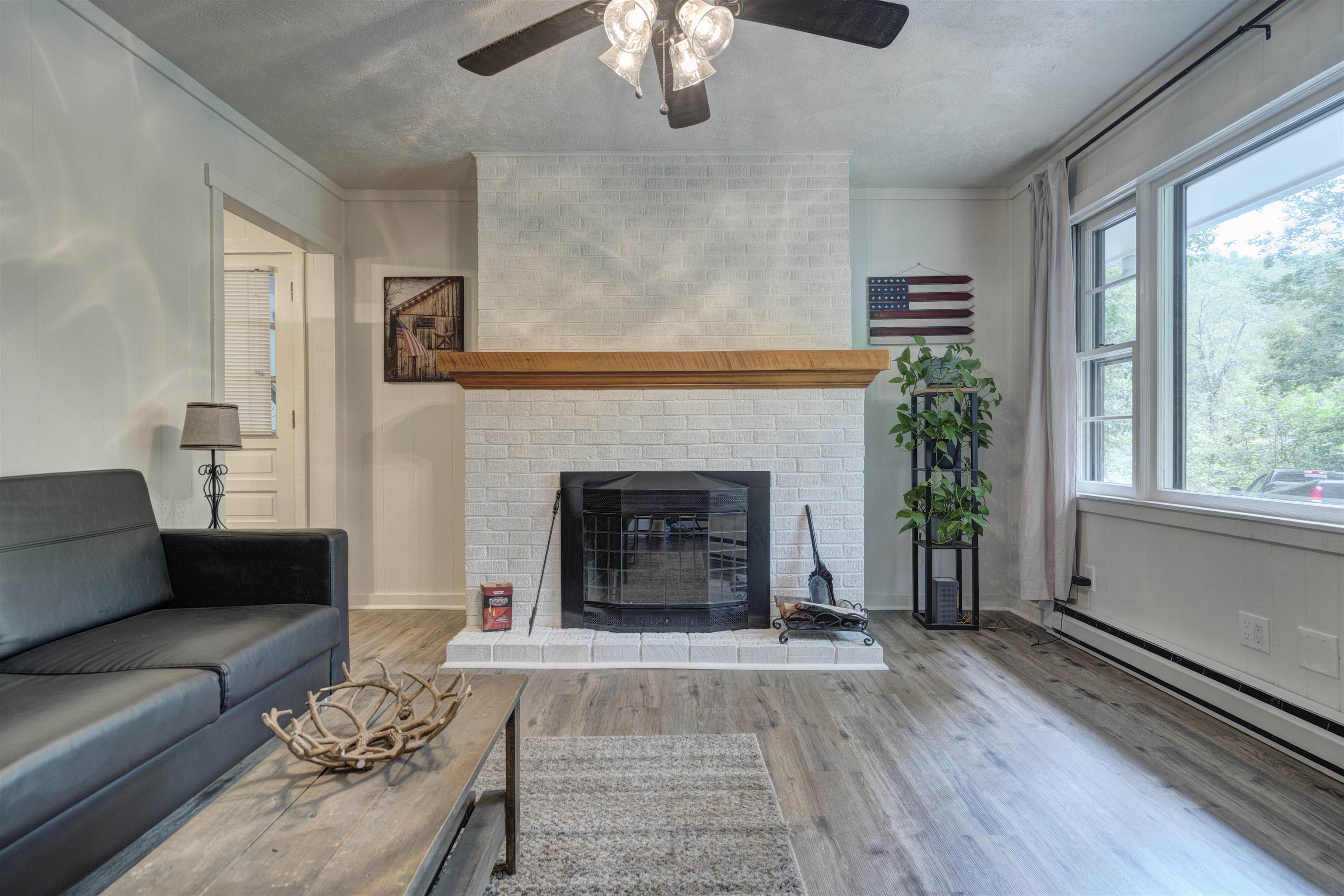 4800 Indian Valley Road NW Willis VA 24380