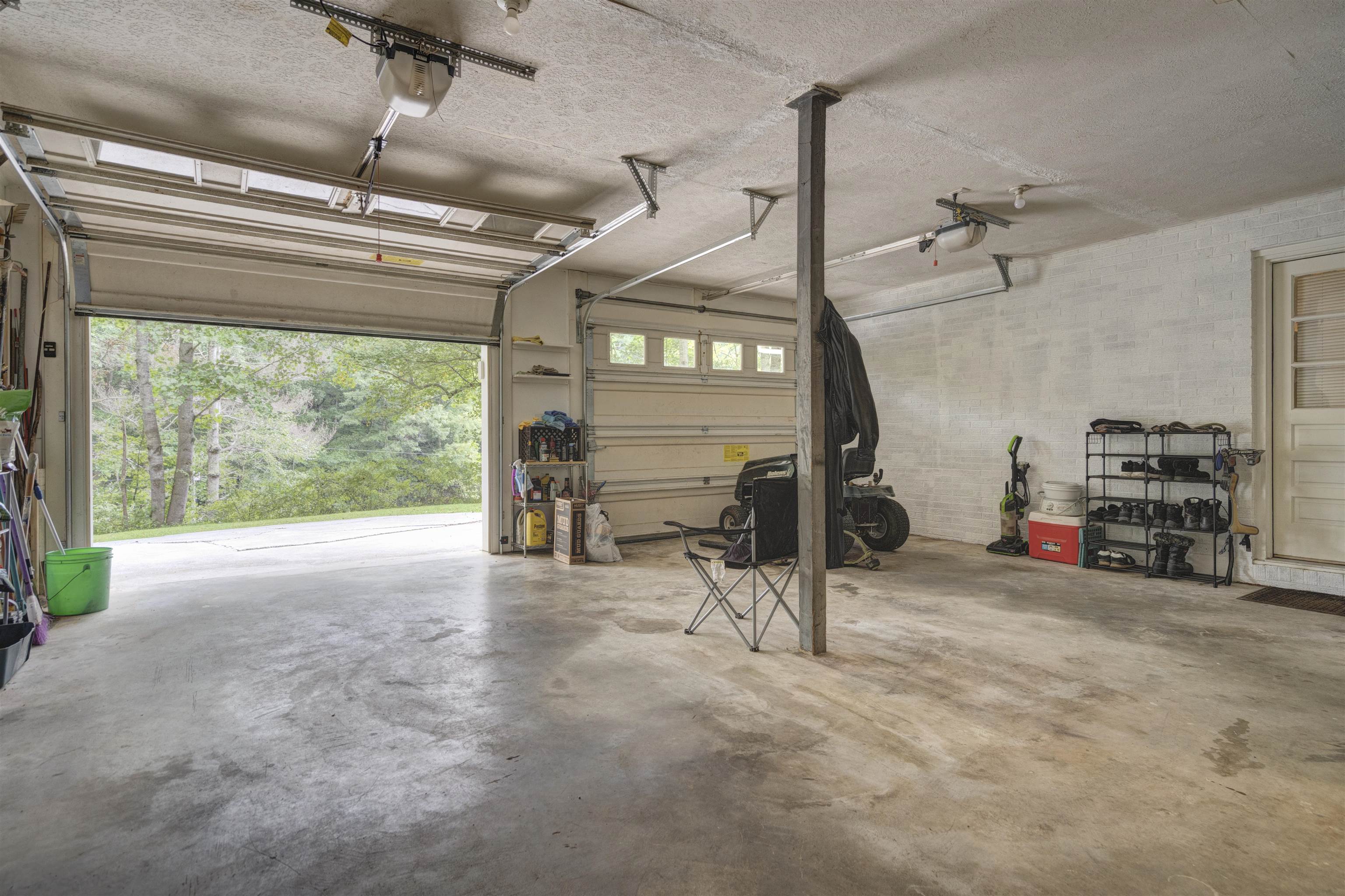 4800 Indian Valley Road NW Willis VA 24380