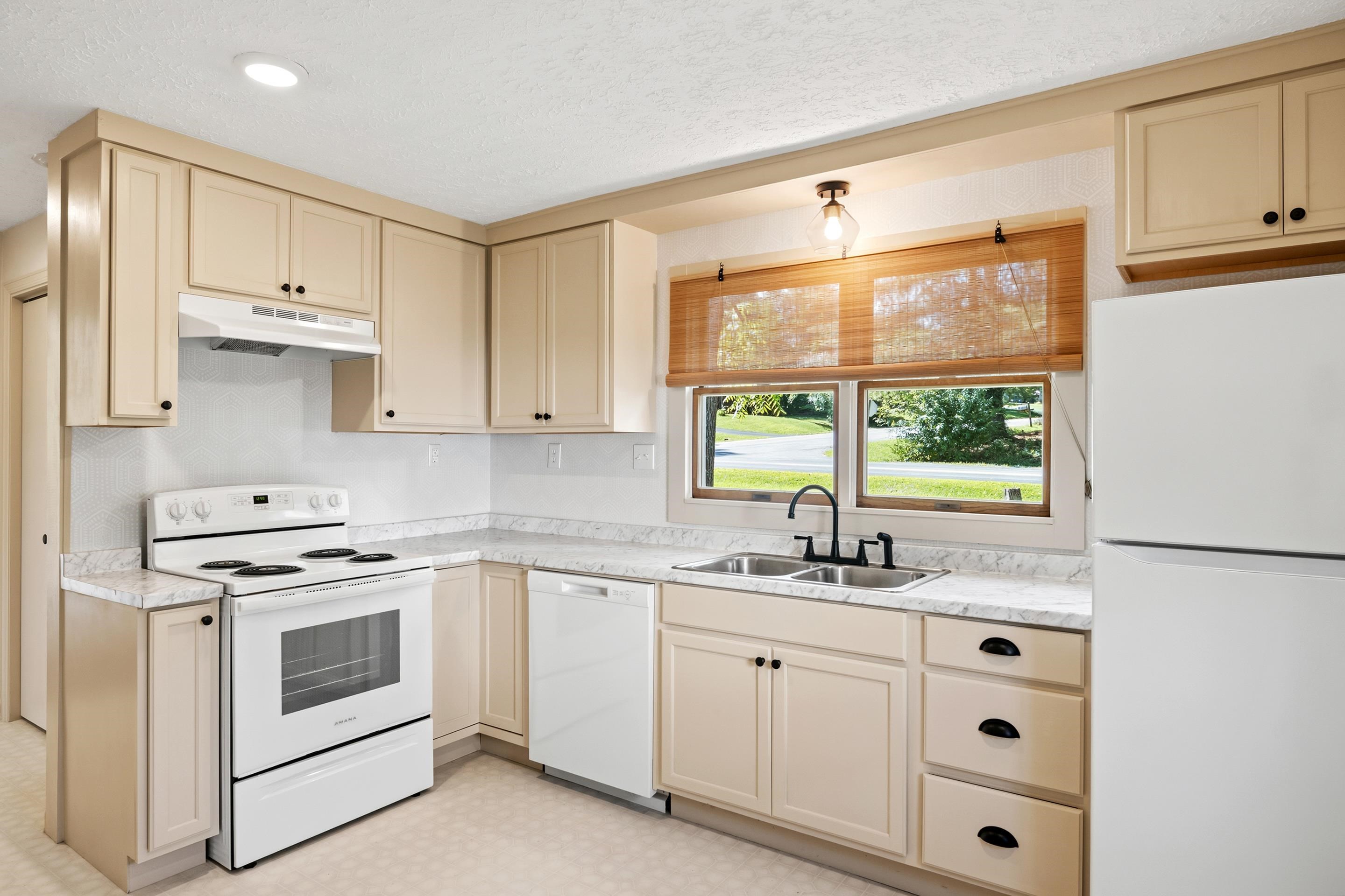 1420 Bishop Road Blacksburg VA 24060
