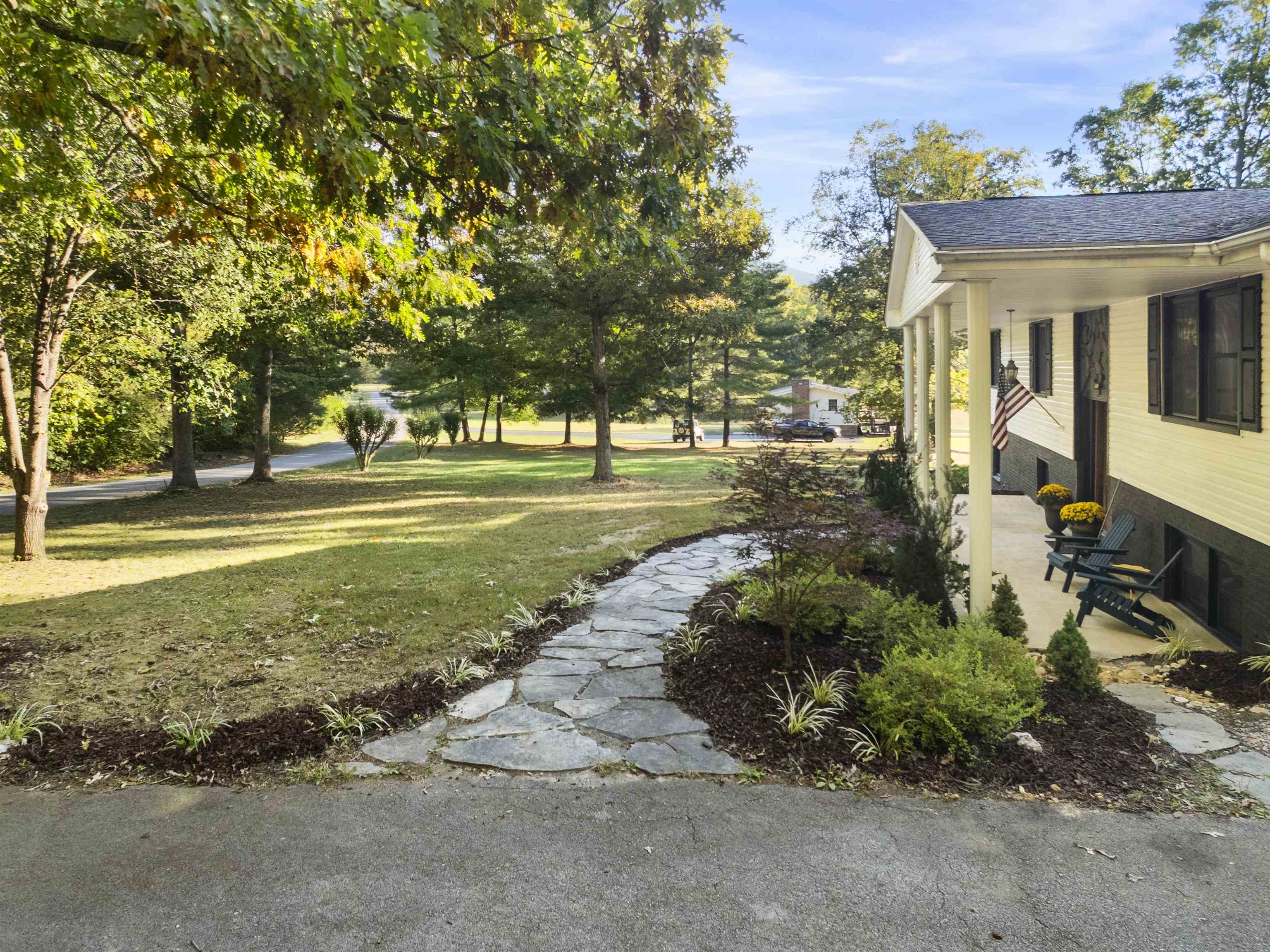 3863 Fox Hollow Road Elliston VA 24087