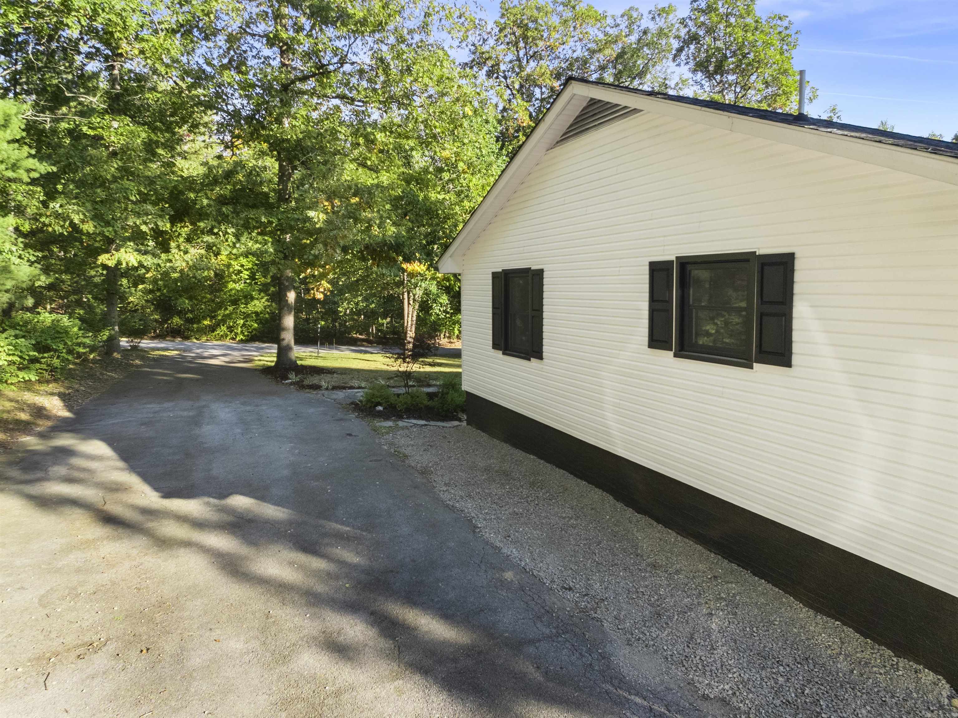 3863 Fox Hollow Road Elliston VA 24087