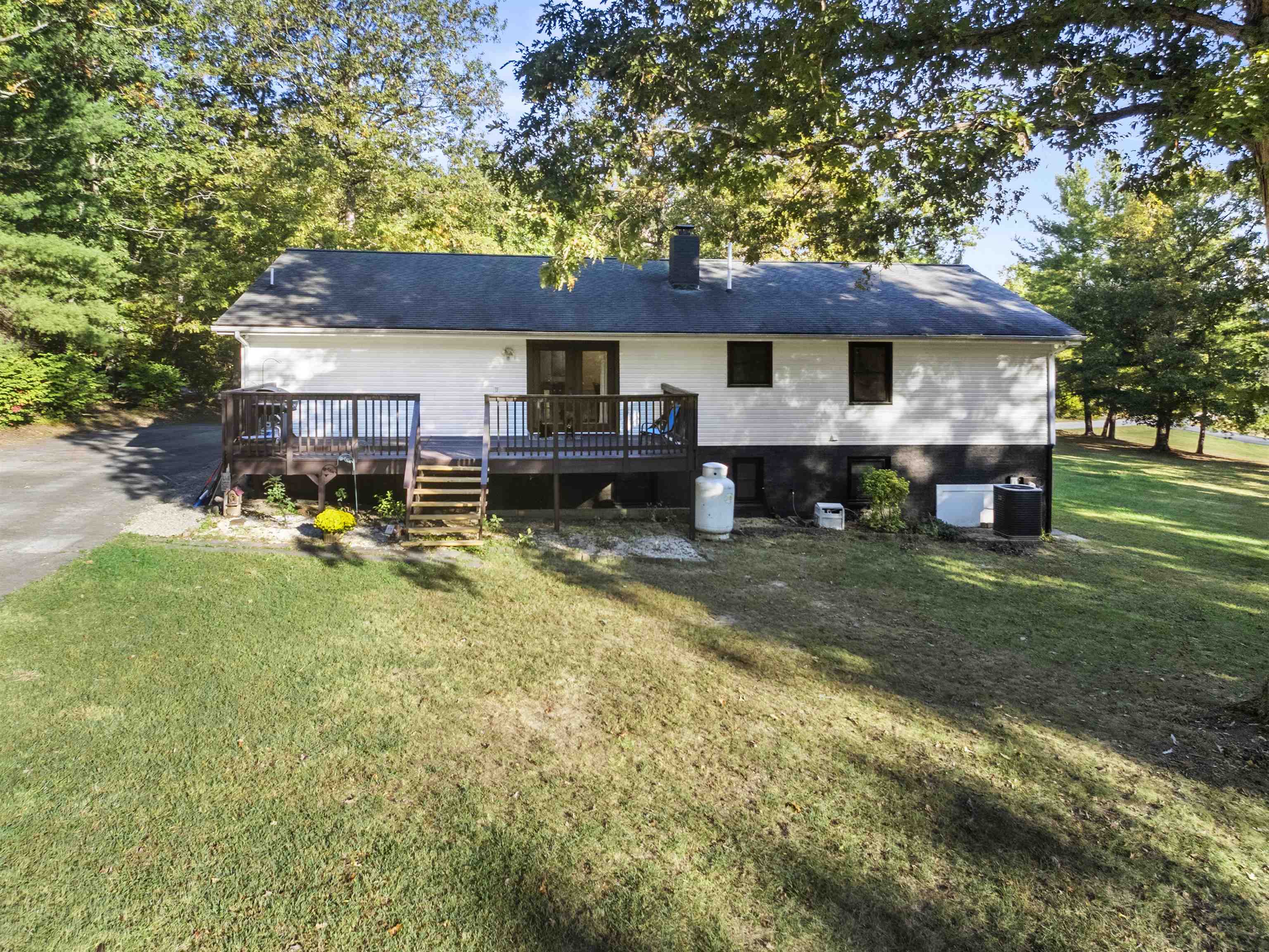 3863 Fox Hollow Road Elliston VA 24087