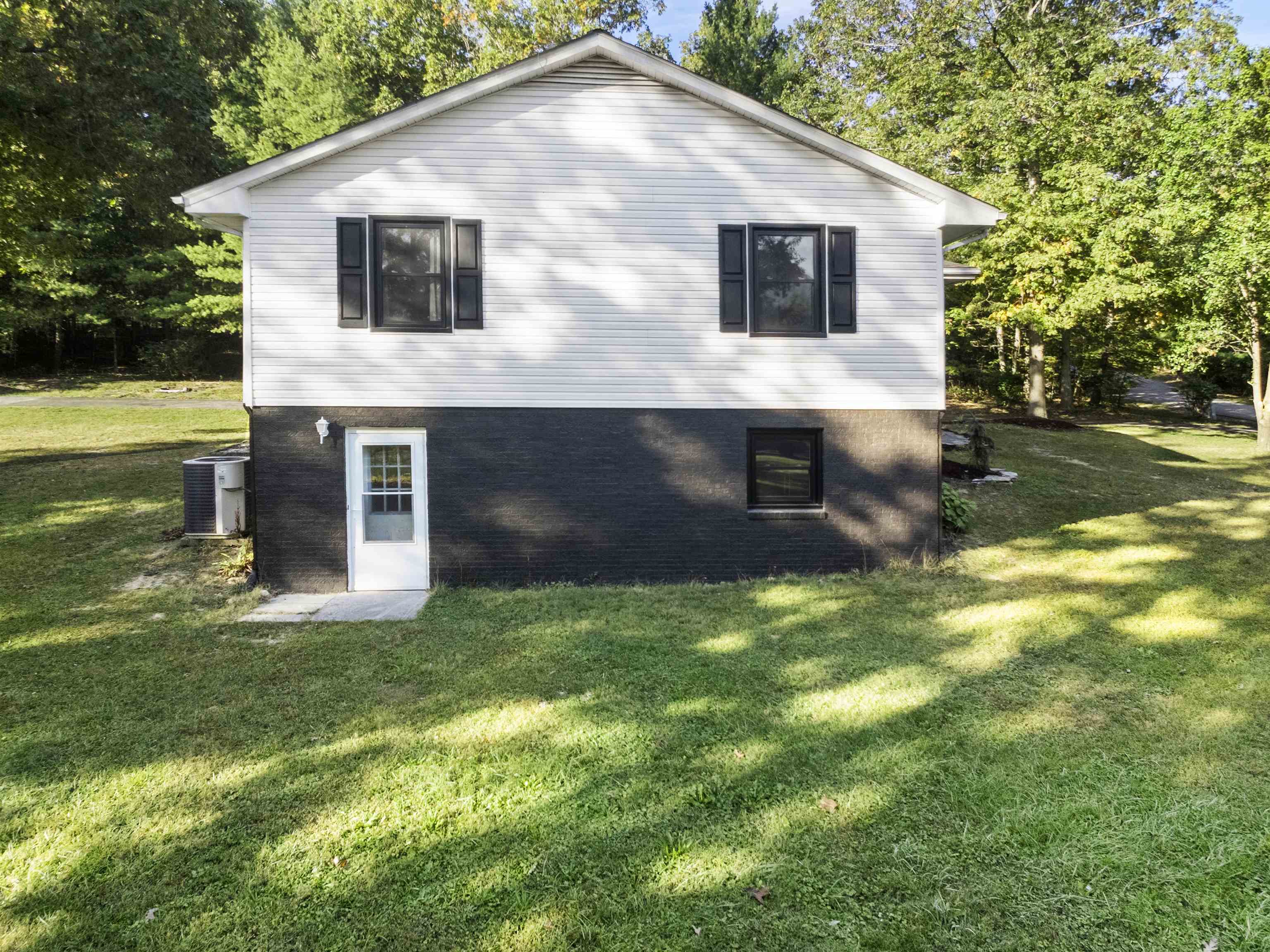 3863 Fox Hollow Road Elliston VA 24087