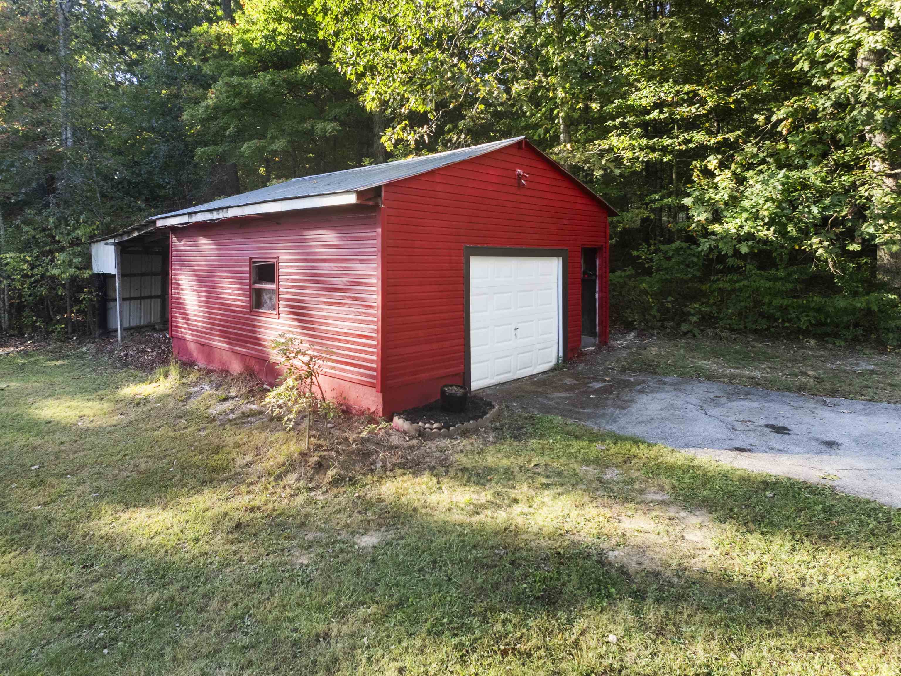 3863 Fox Hollow Road Elliston VA 24087
