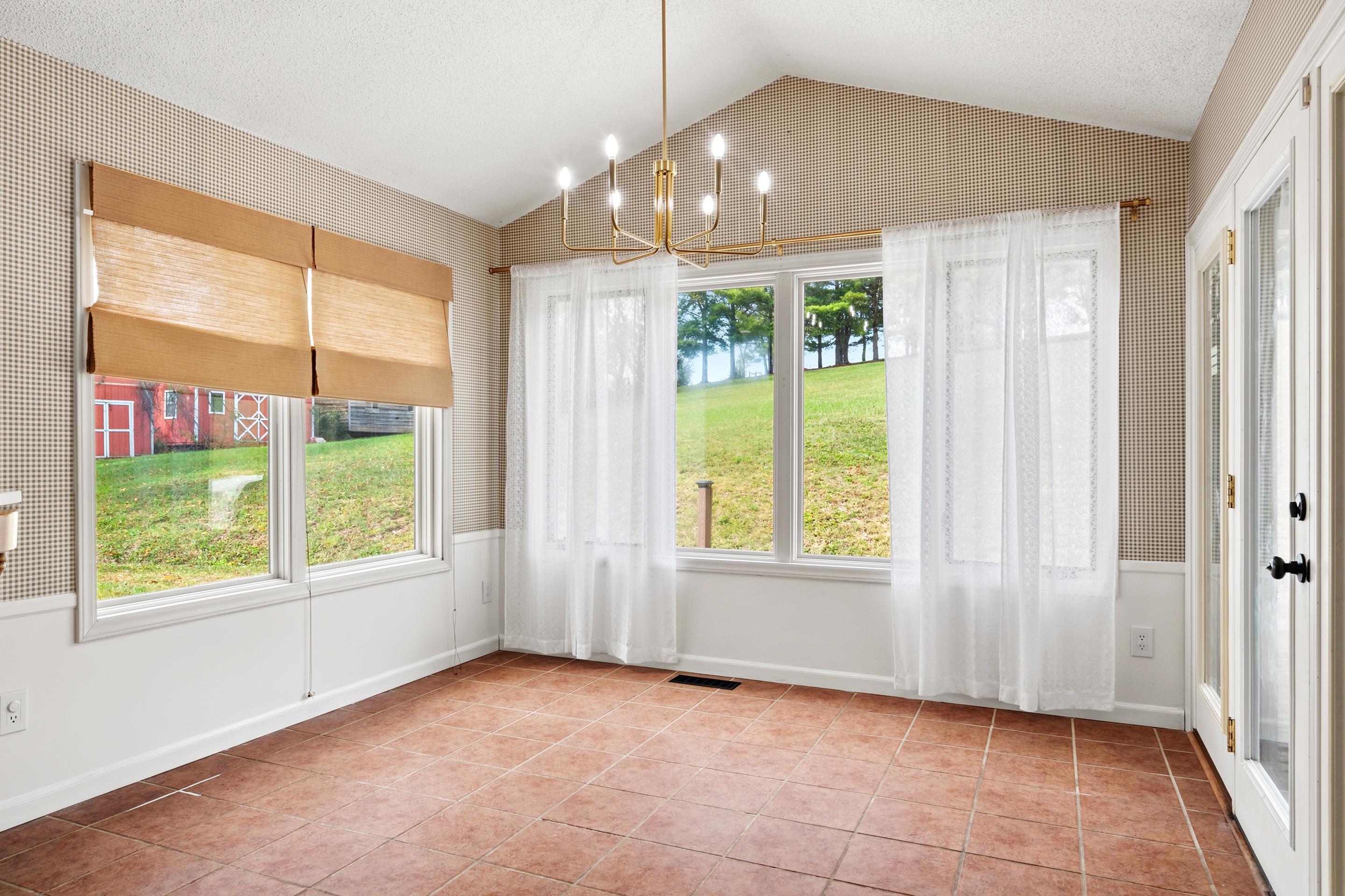 1754 Mud Pike Road Christiansburg VA 24073