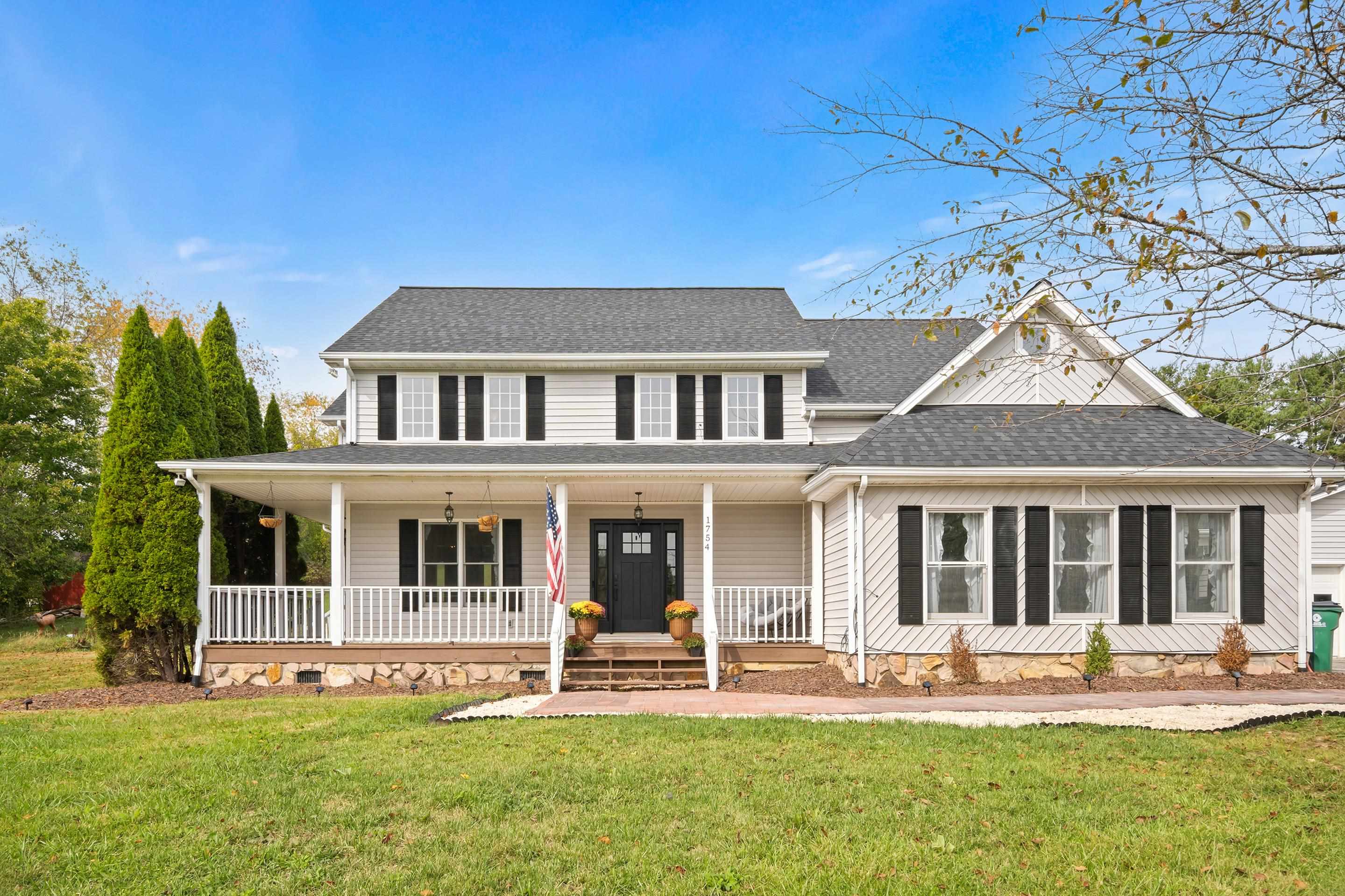 1754 Mud Pike Road Christiansburg VA 24073