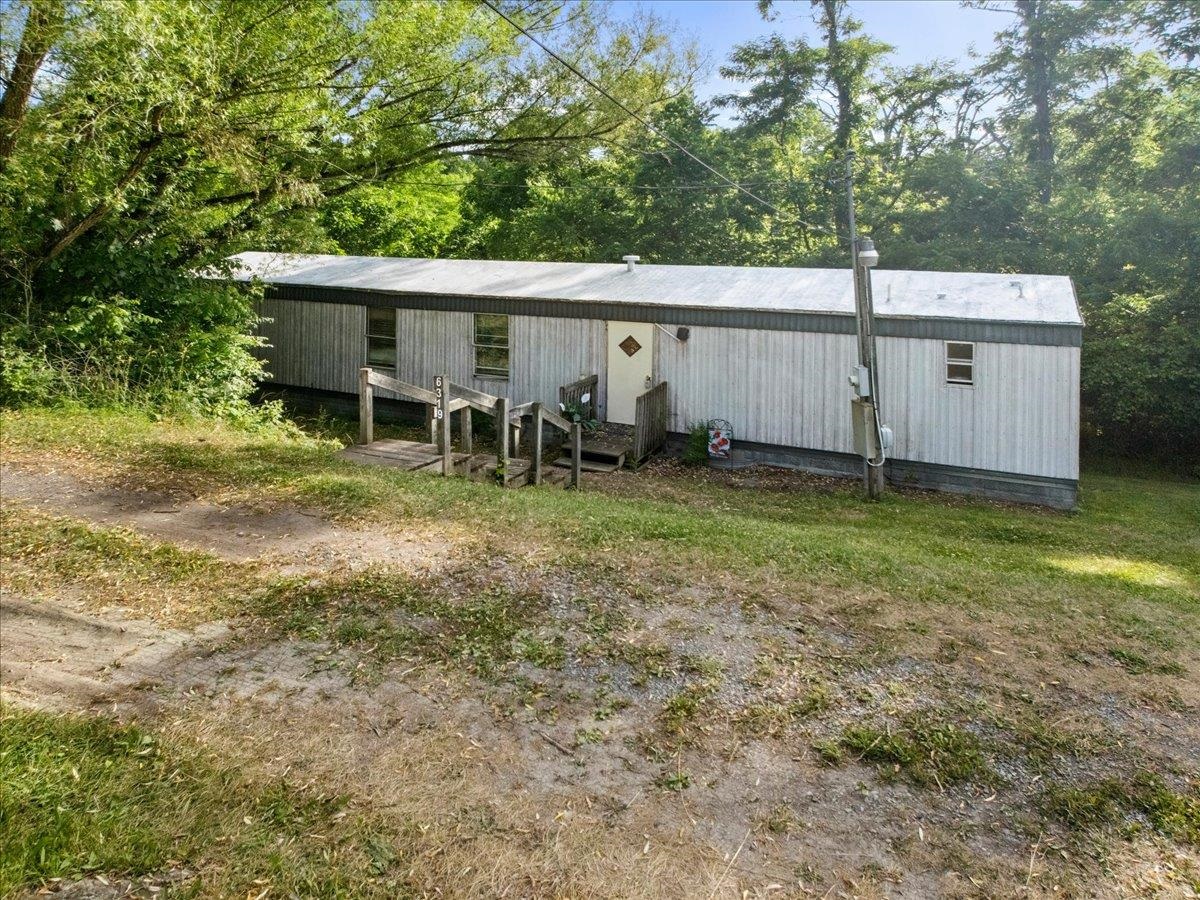 6319 Church Street Fairlawn VA 24141