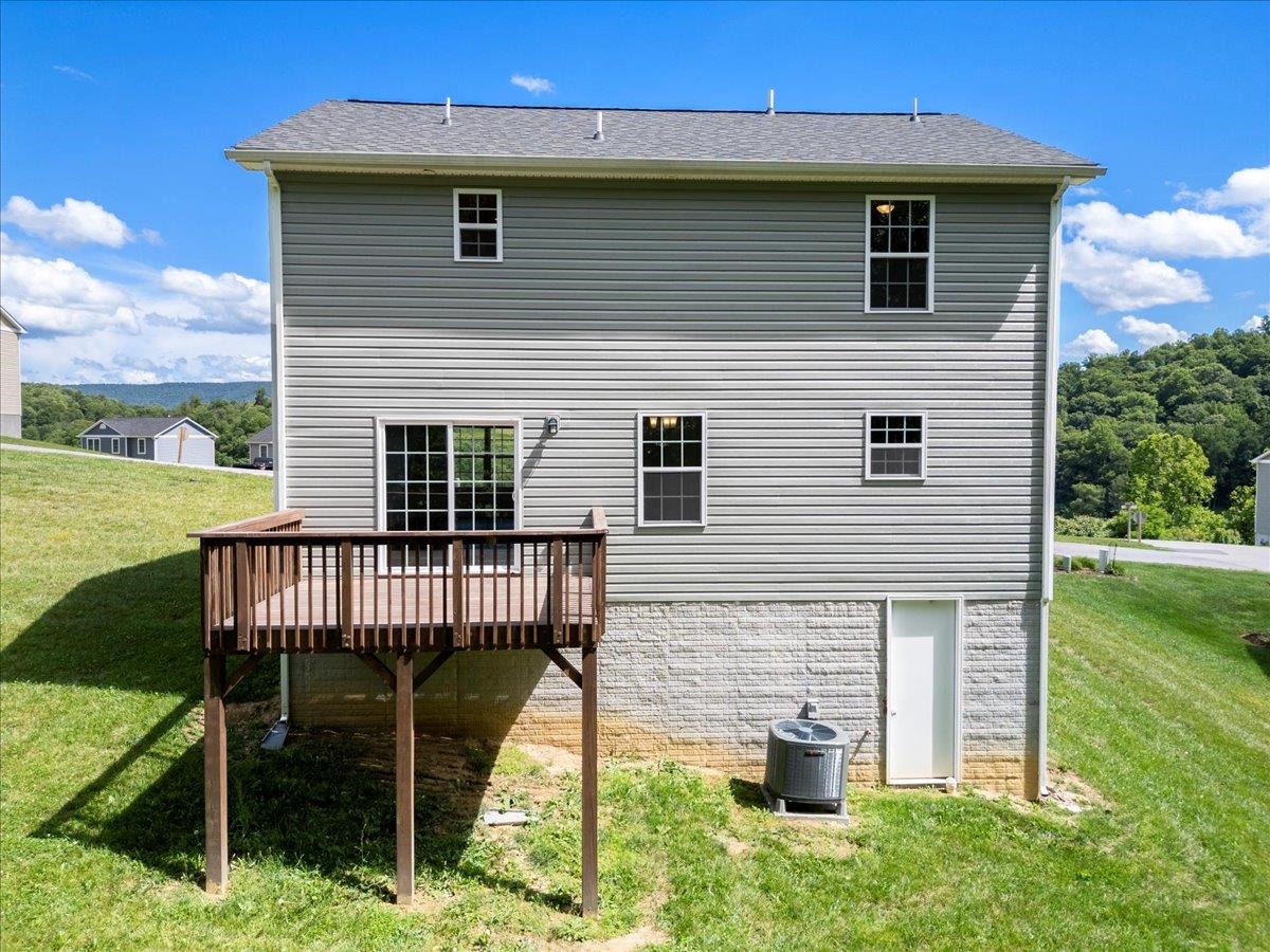 121 Prairie View Lane Pembroke VA 24136