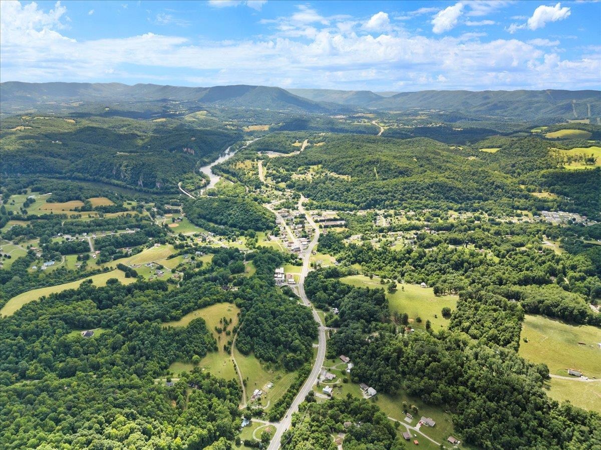 121 Prairie View Lane Pembroke VA 24136