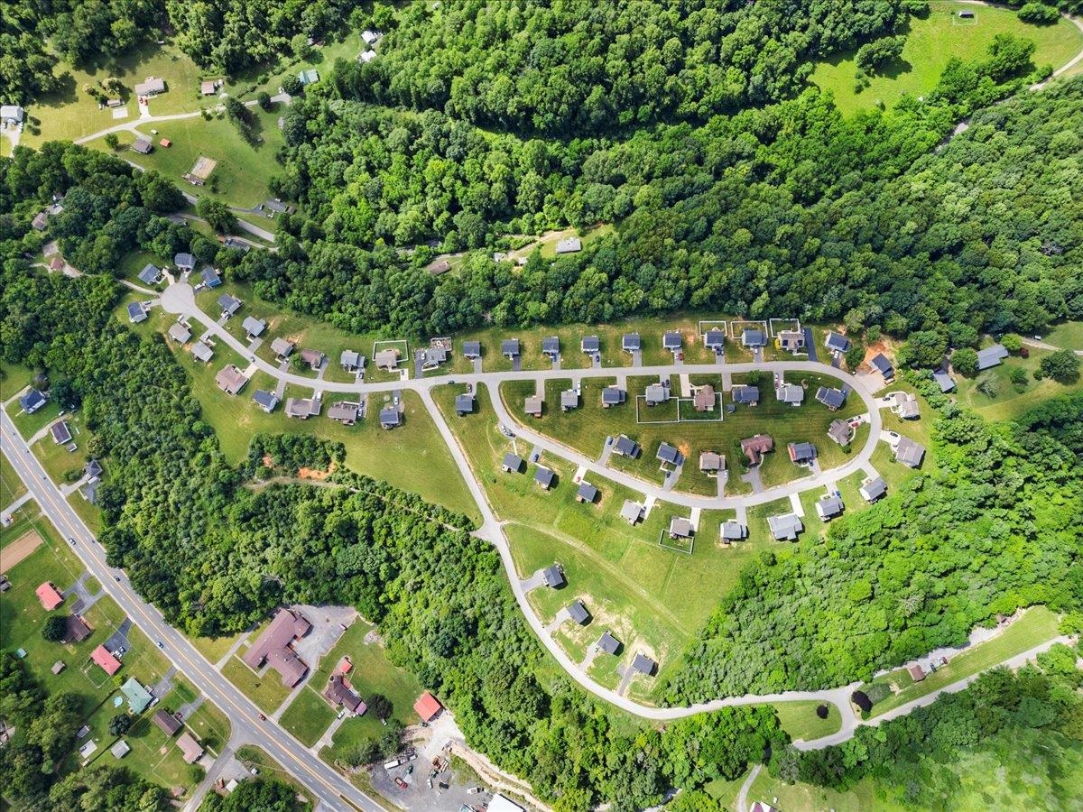 121 Prairie View Lane Pembroke VA 24136