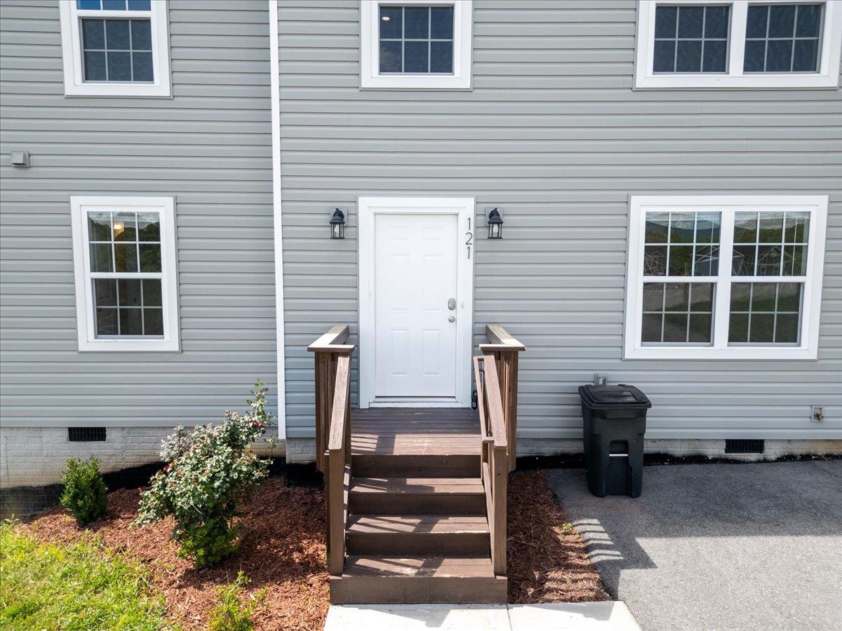 121 Prairie View Lane Pembroke VA 24136