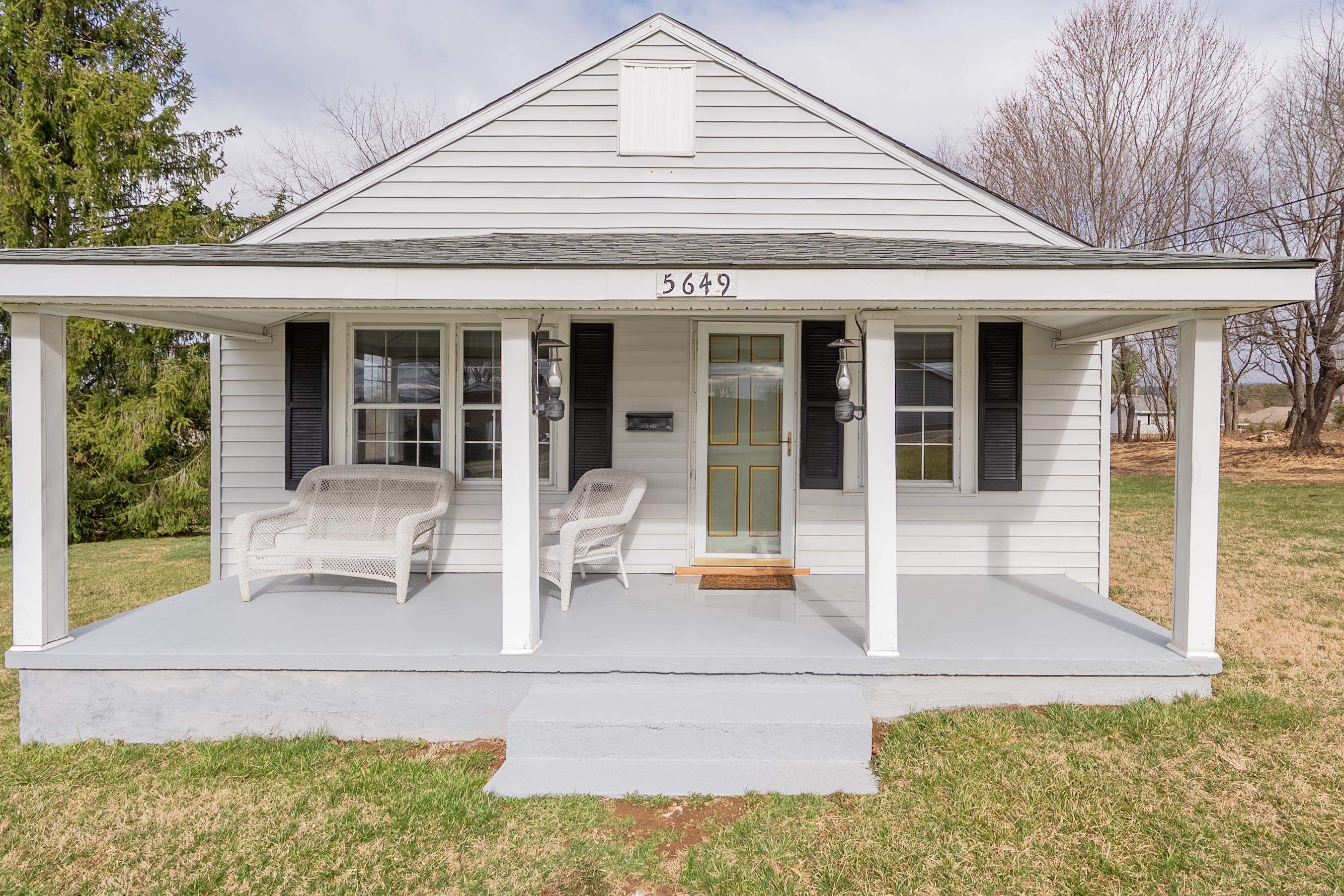 5649 Ingles Street Pulaski VA 24301