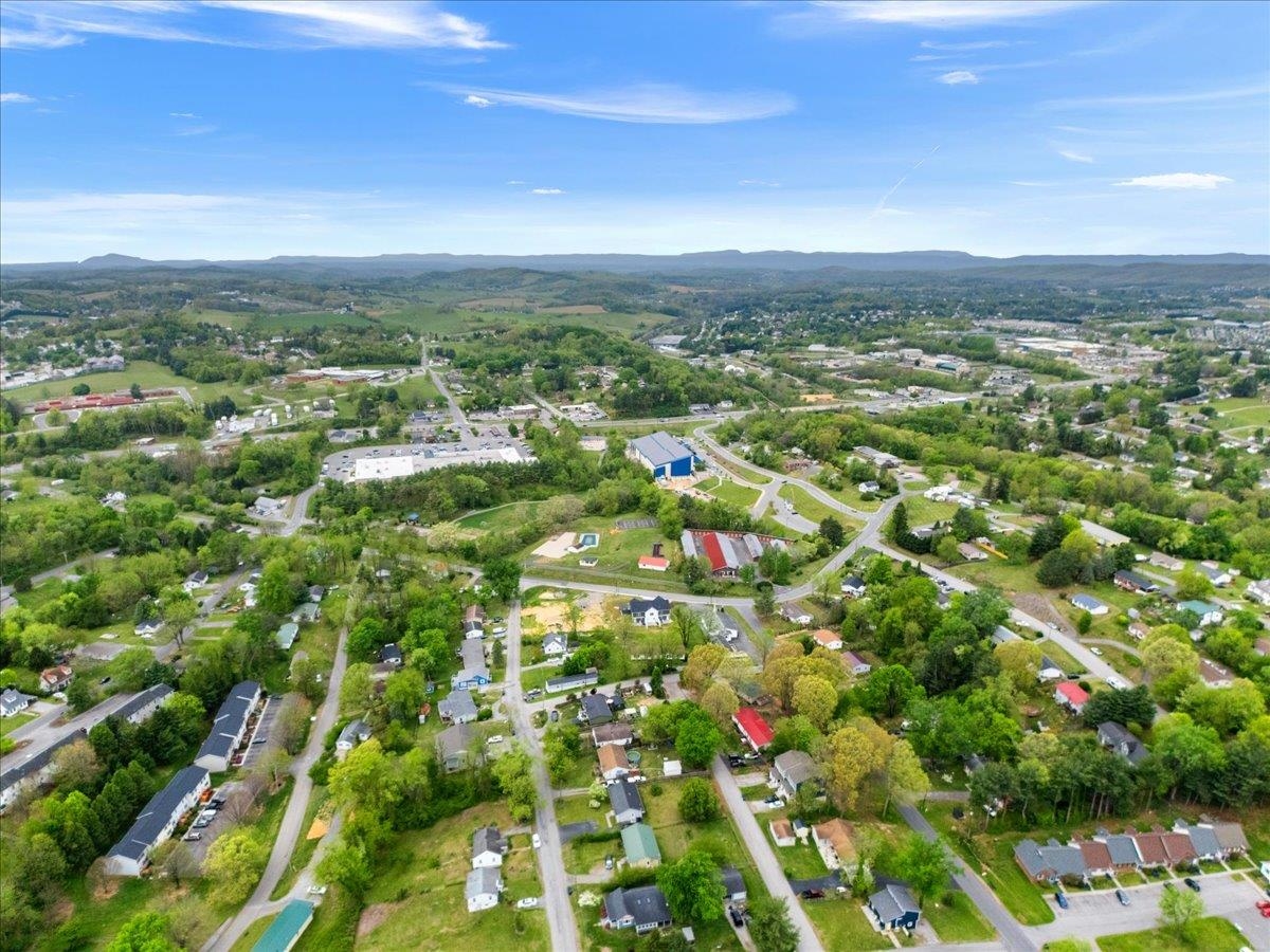 690 Harless Street Christiansburg VA 24073