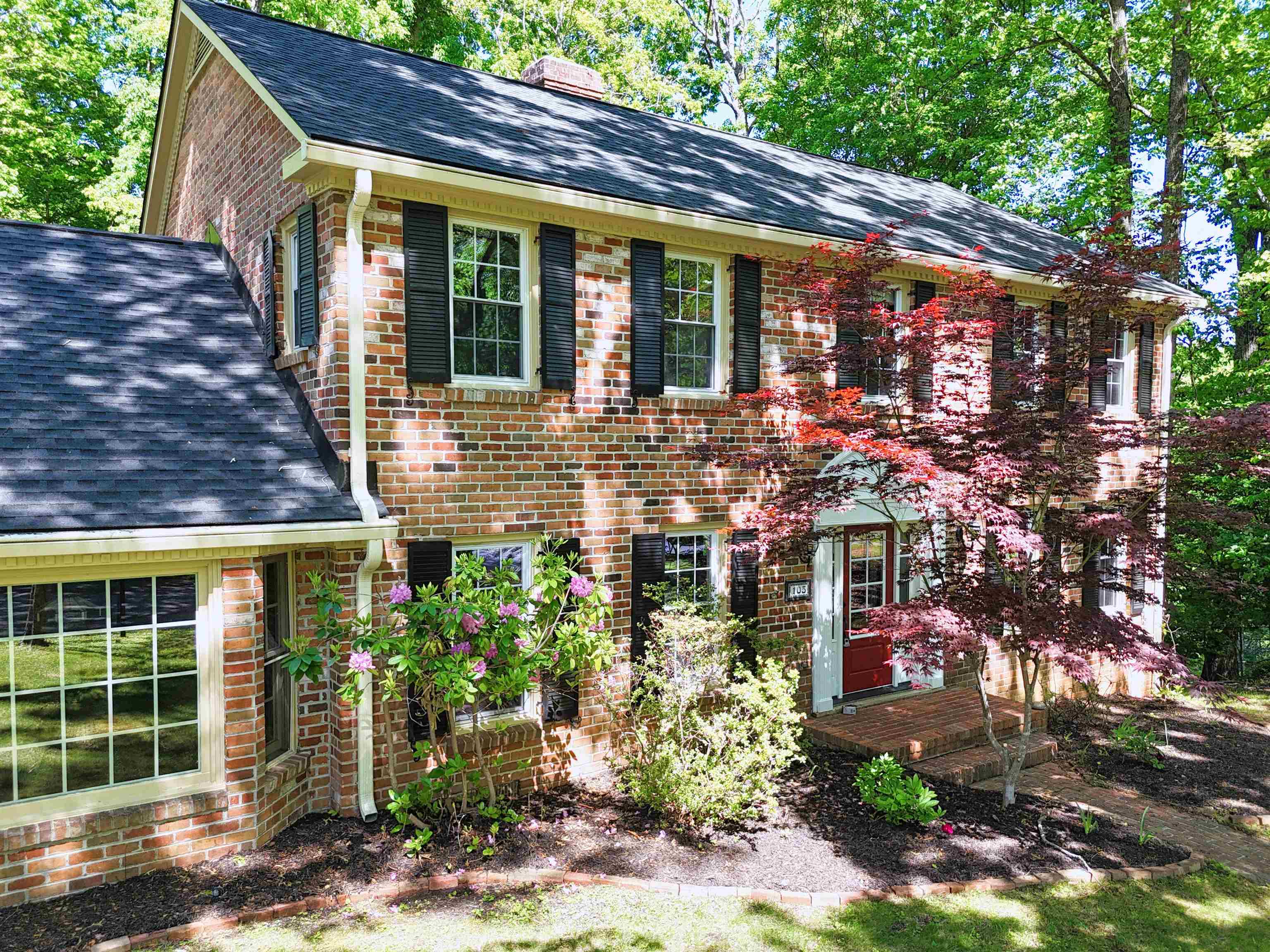 105 Dogwood Lane Radford VA 24141