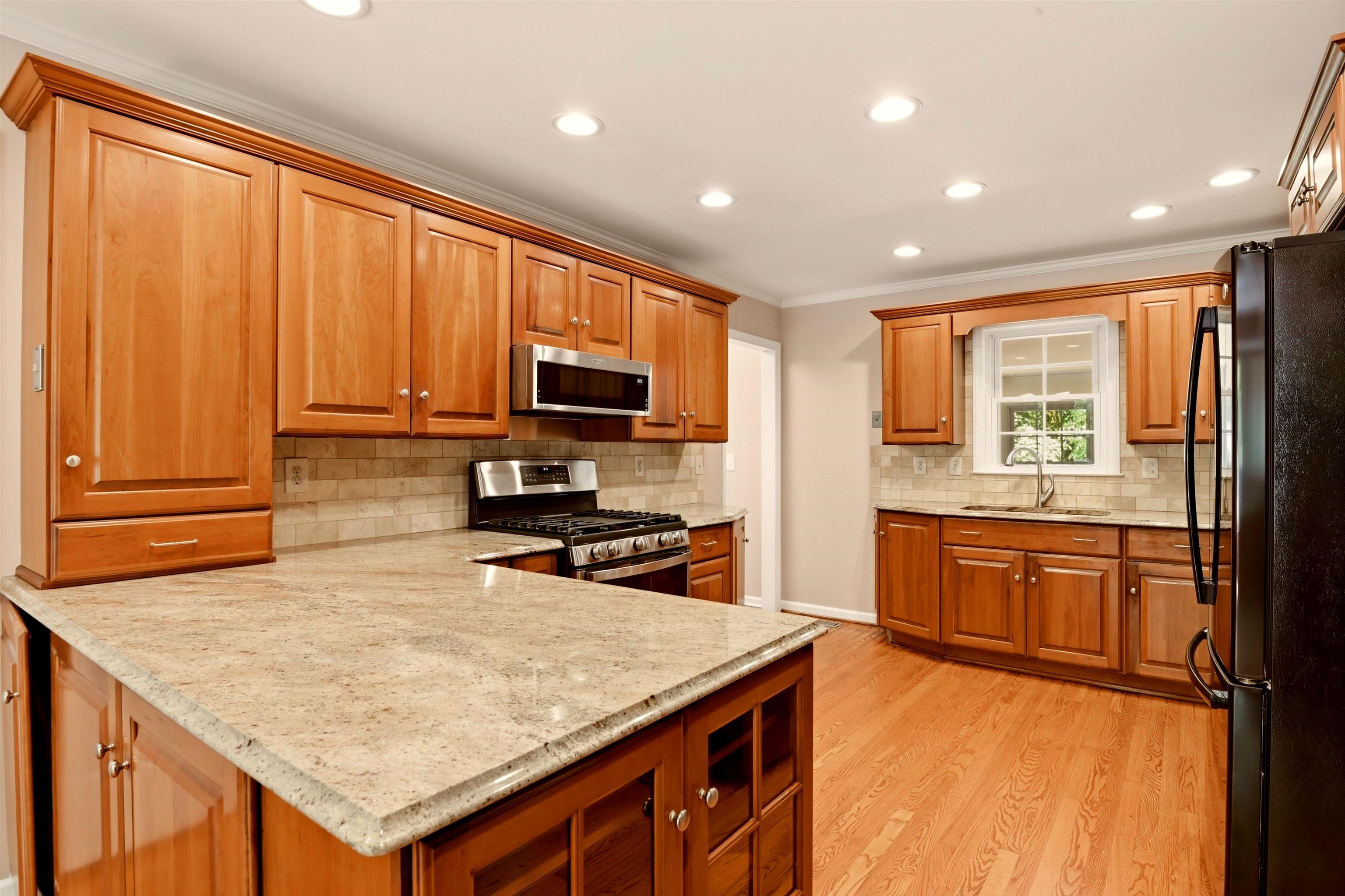 105 Dogwood Lane Radford VA 24141