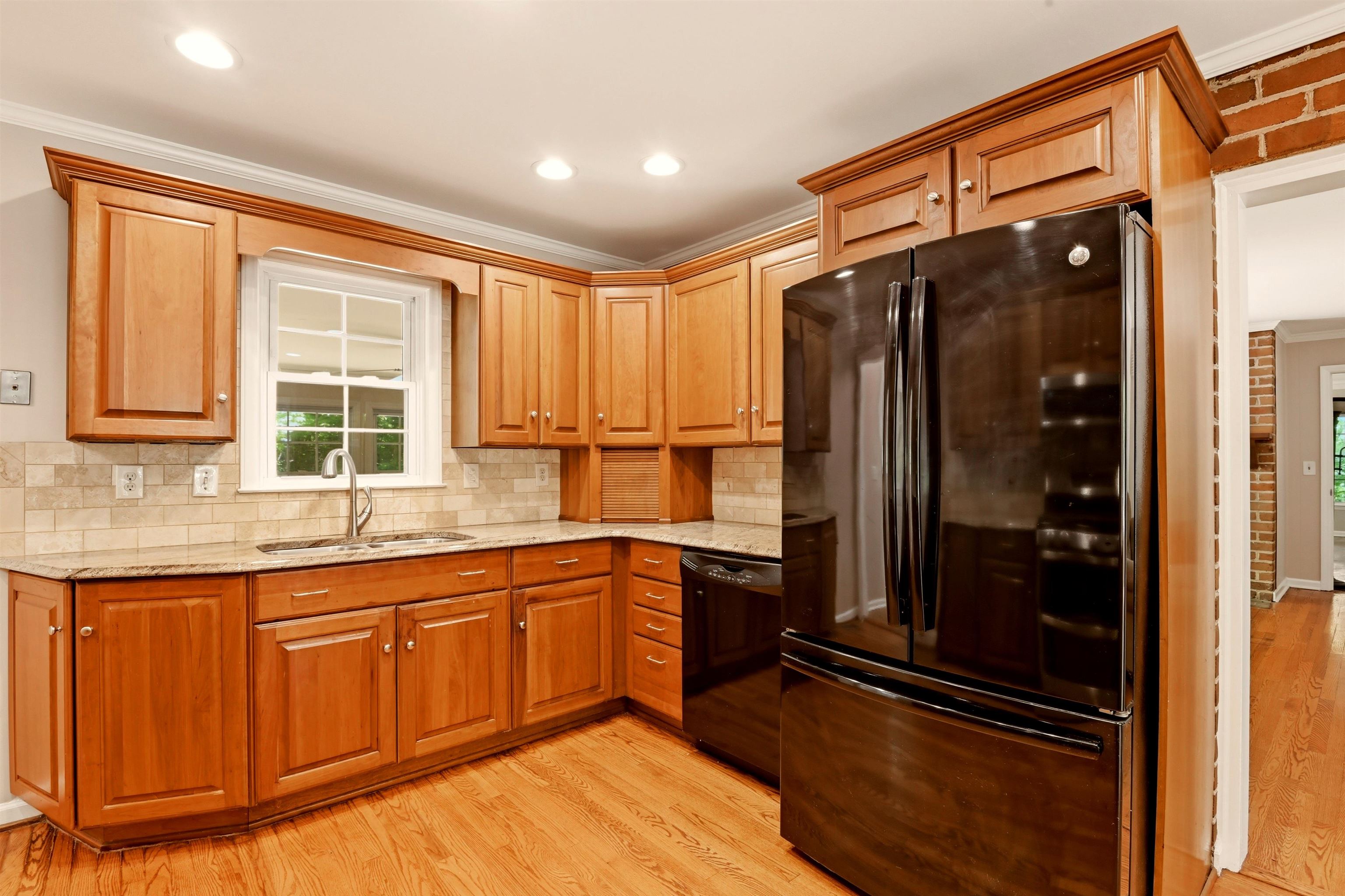 105 Dogwood Lane Radford VA 24141