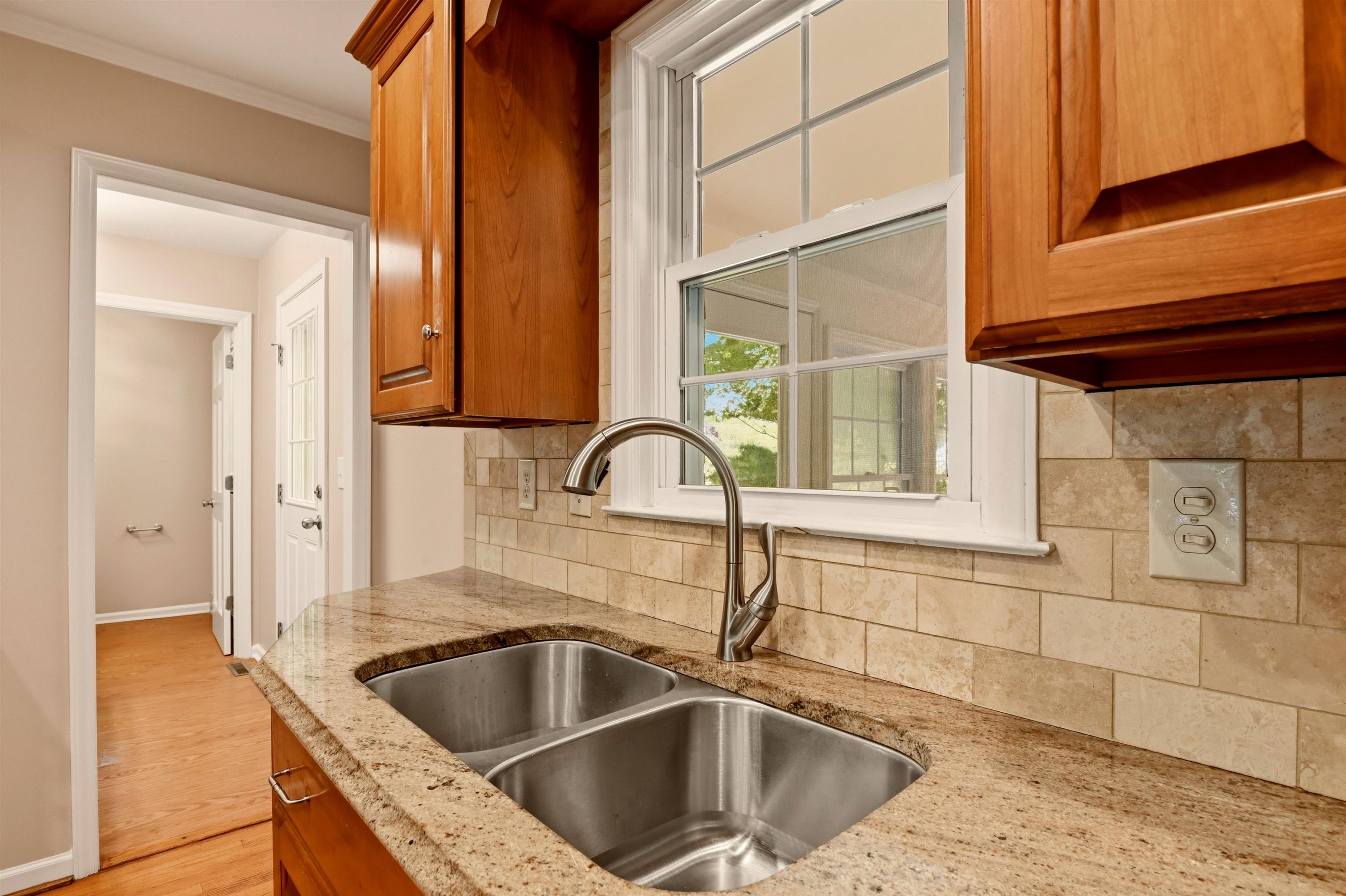 105 Dogwood Lane Radford VA 24141