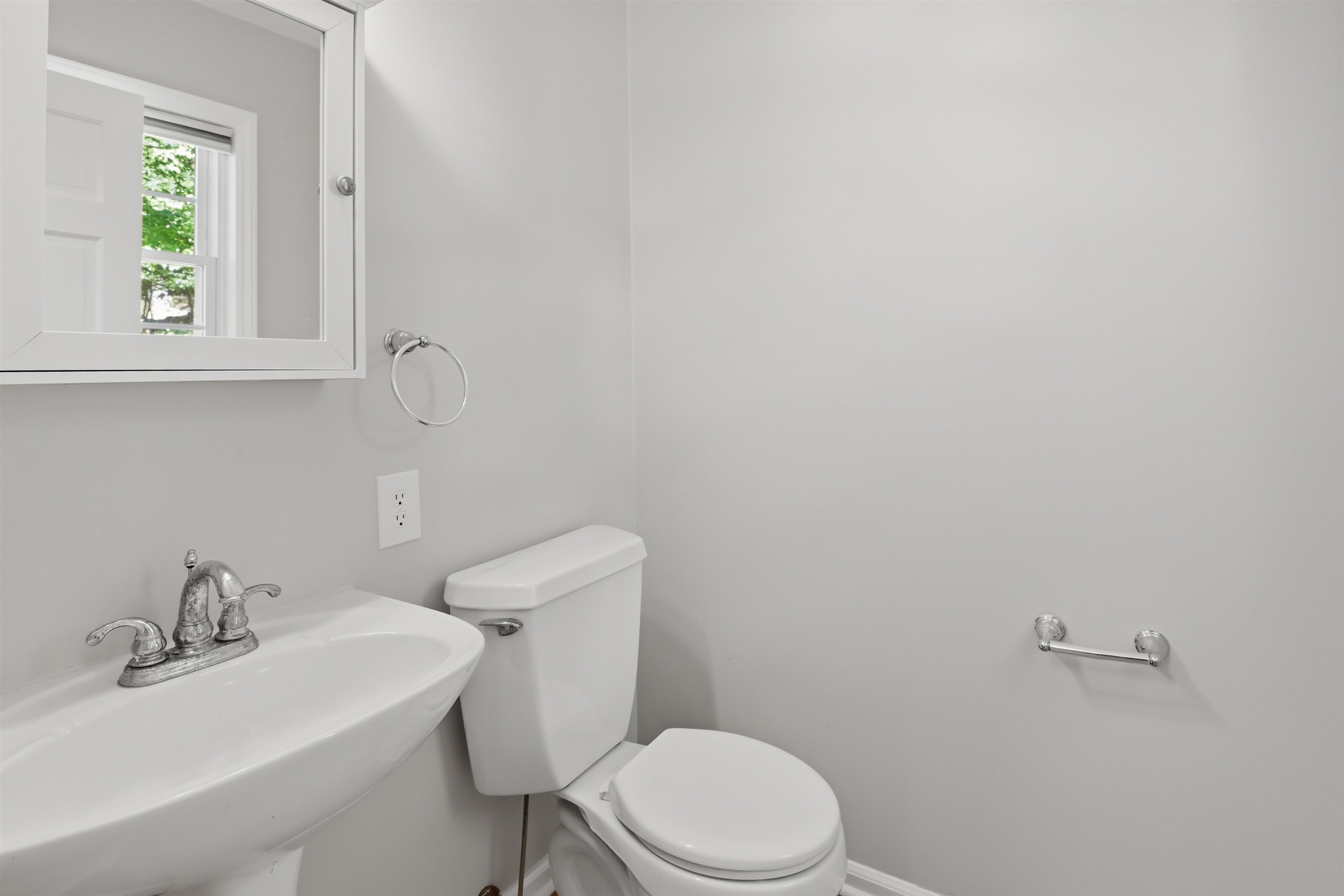 105 Dogwood Lane Radford VA 24141