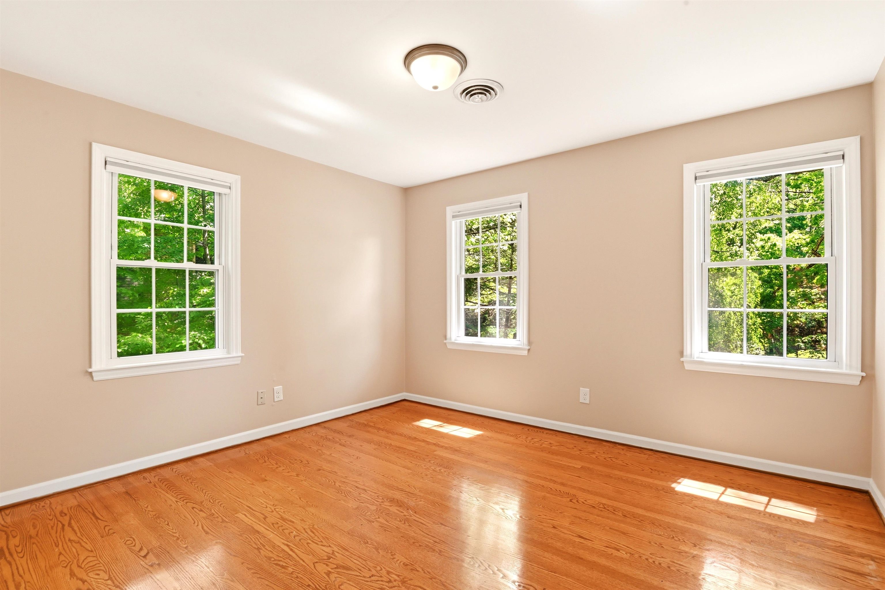 105 Dogwood Lane Radford VA 24141