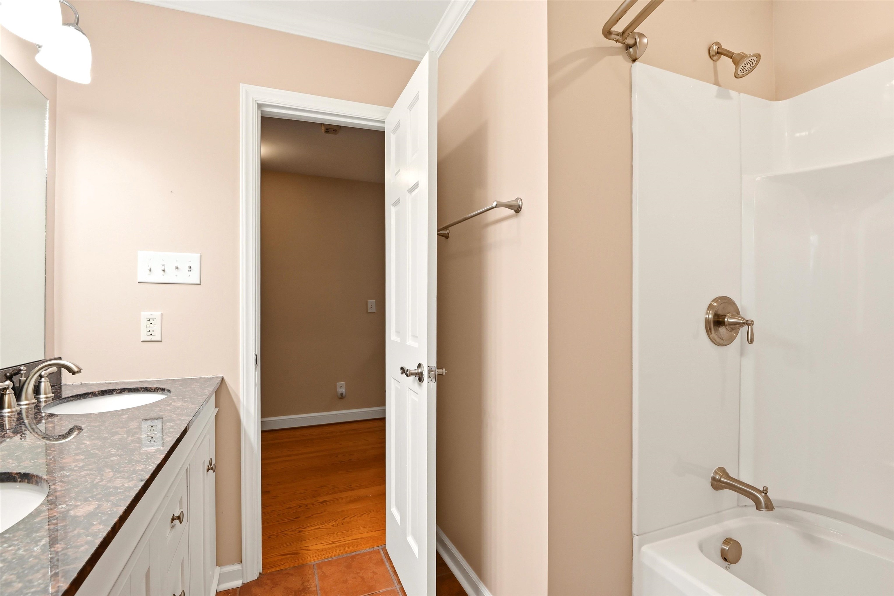 105 Dogwood Lane Radford VA 24141