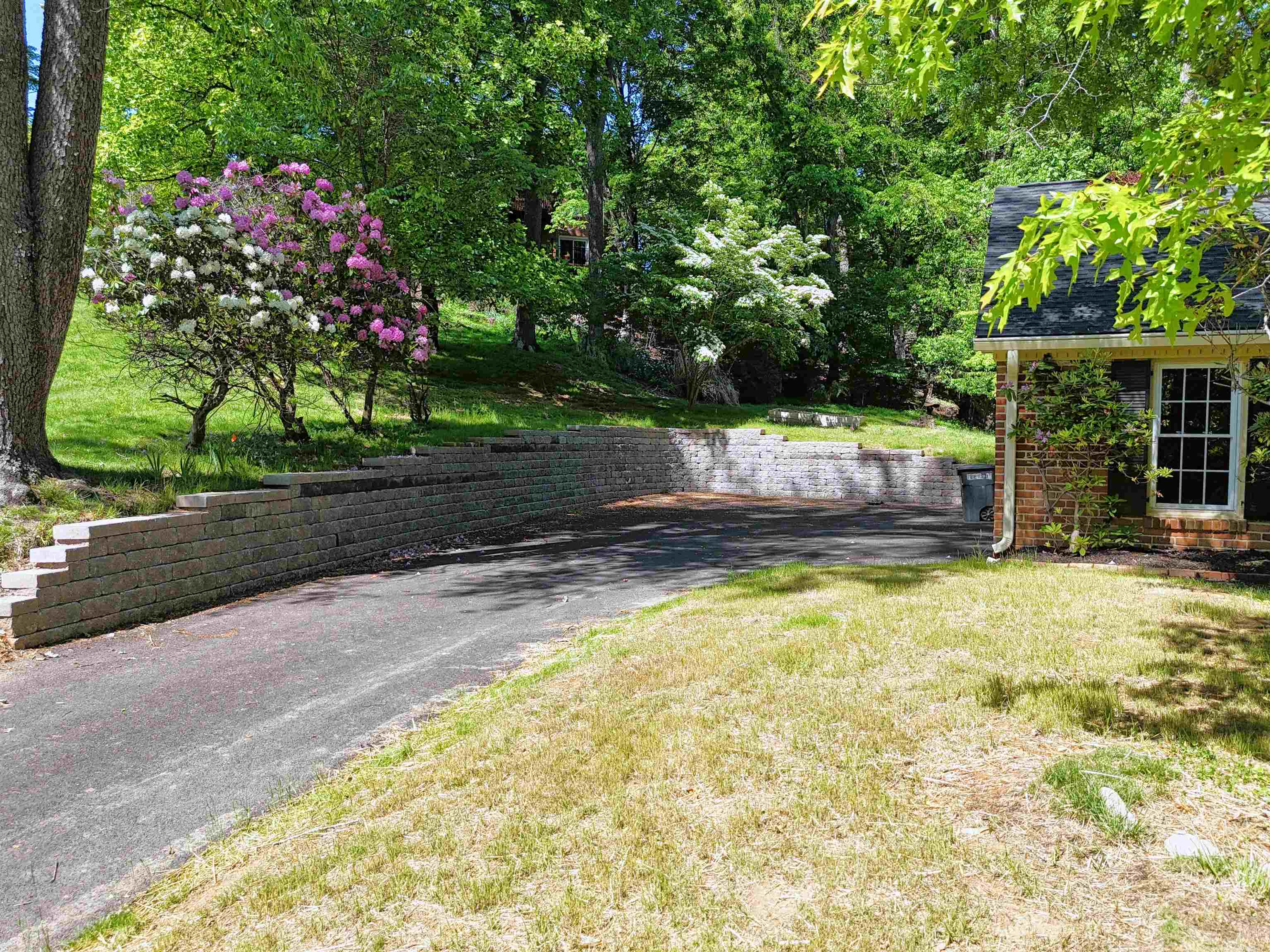 105 Dogwood Lane Radford VA 24141