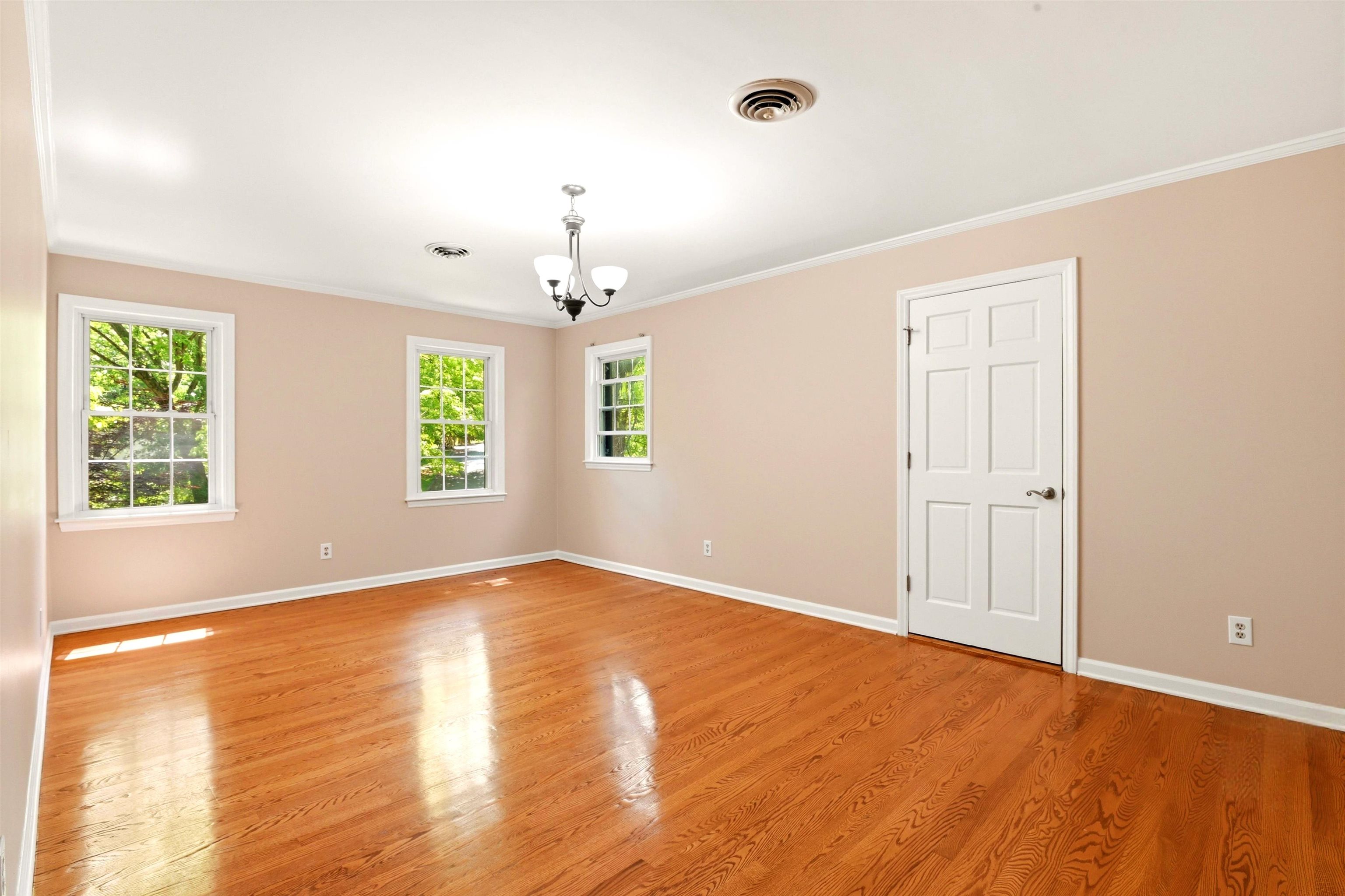 105 Dogwood Lane Radford VA 24141