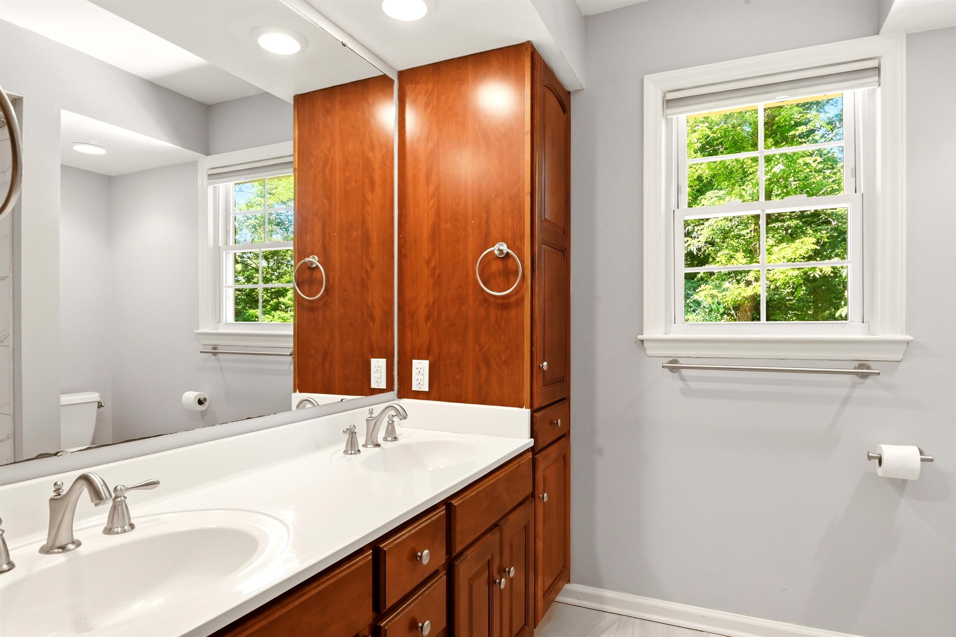 105 Dogwood Lane Radford VA 24141