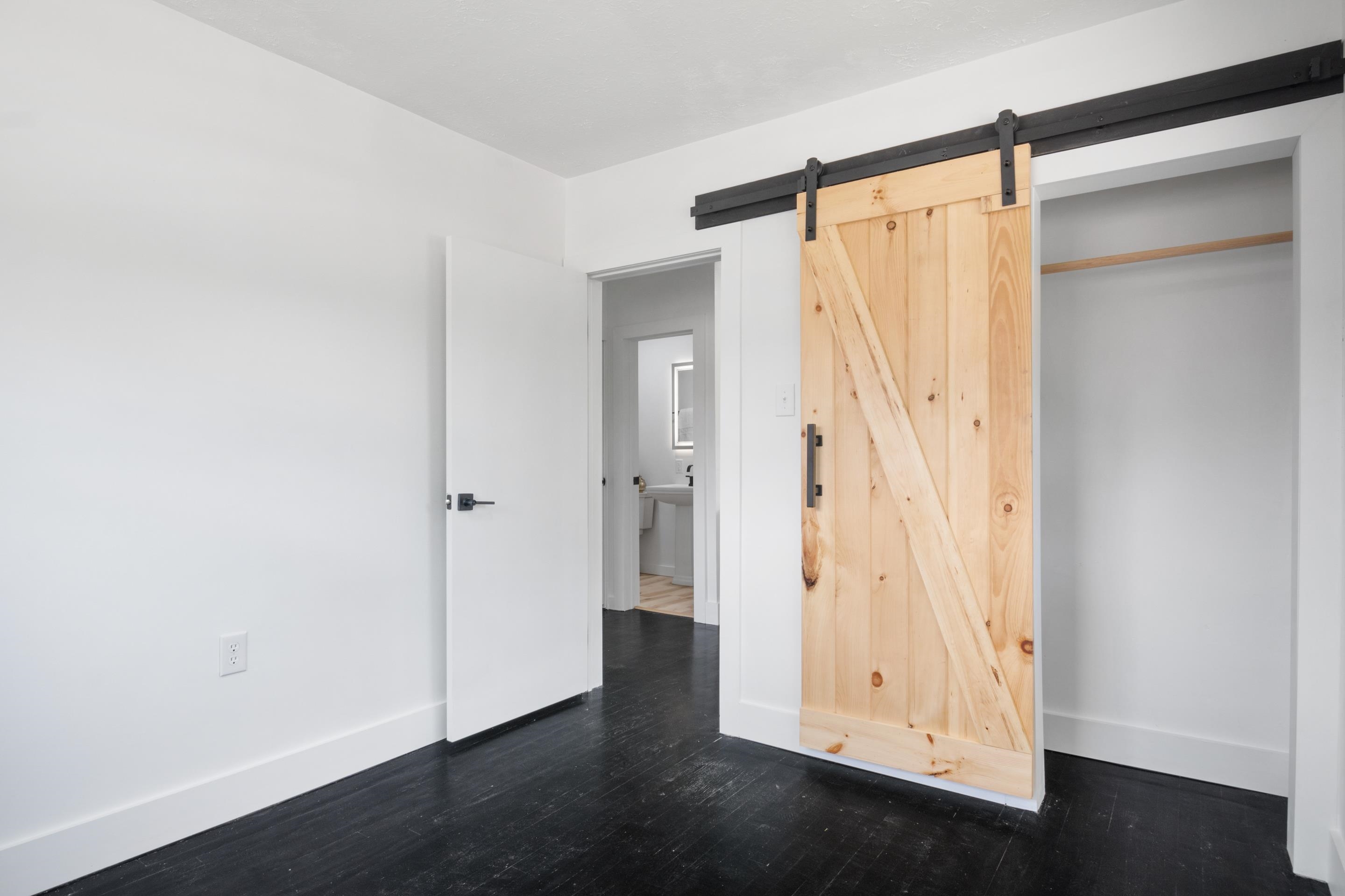 712 Eighth Street Radford VA 24141