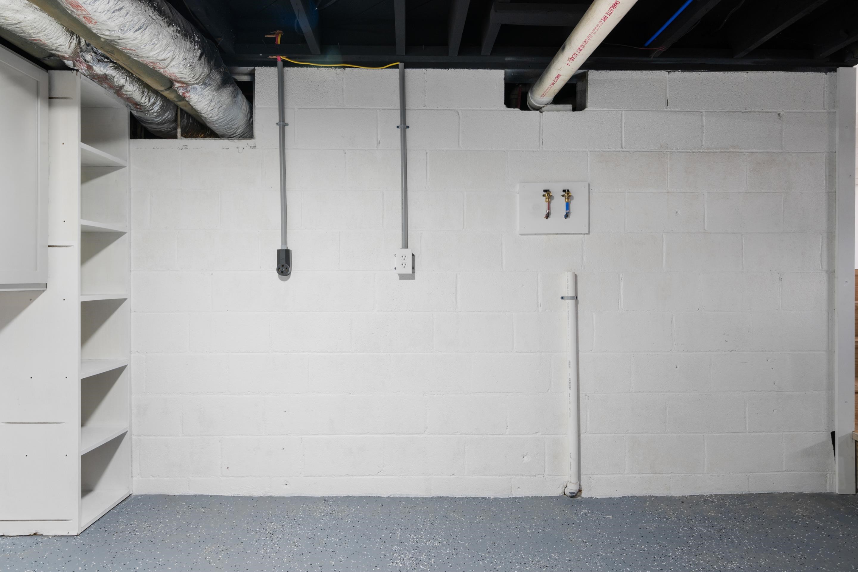 712 Eighth Street Radford VA 24141