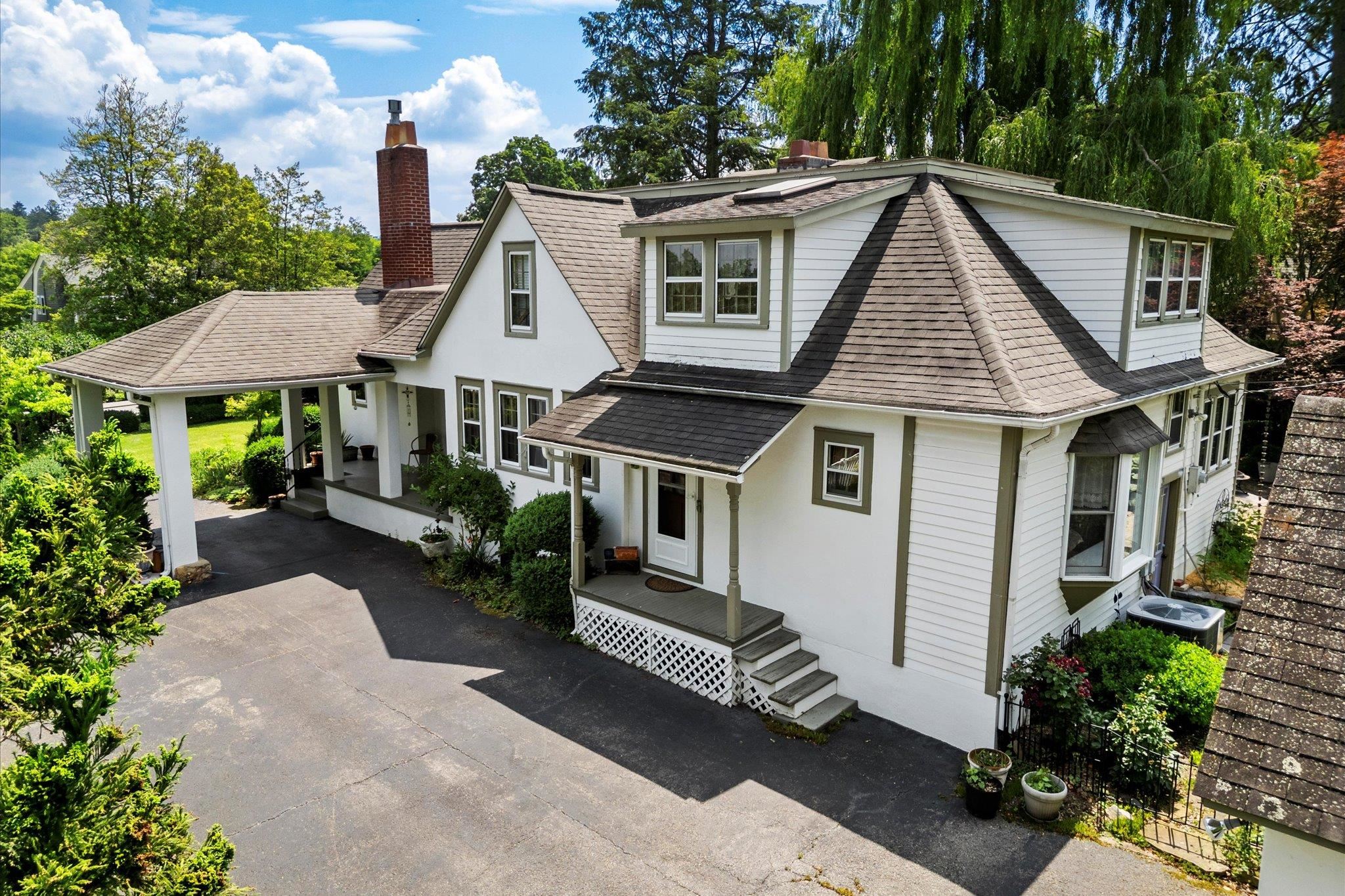 706 Draper Road SW Blacksburg VA 24060