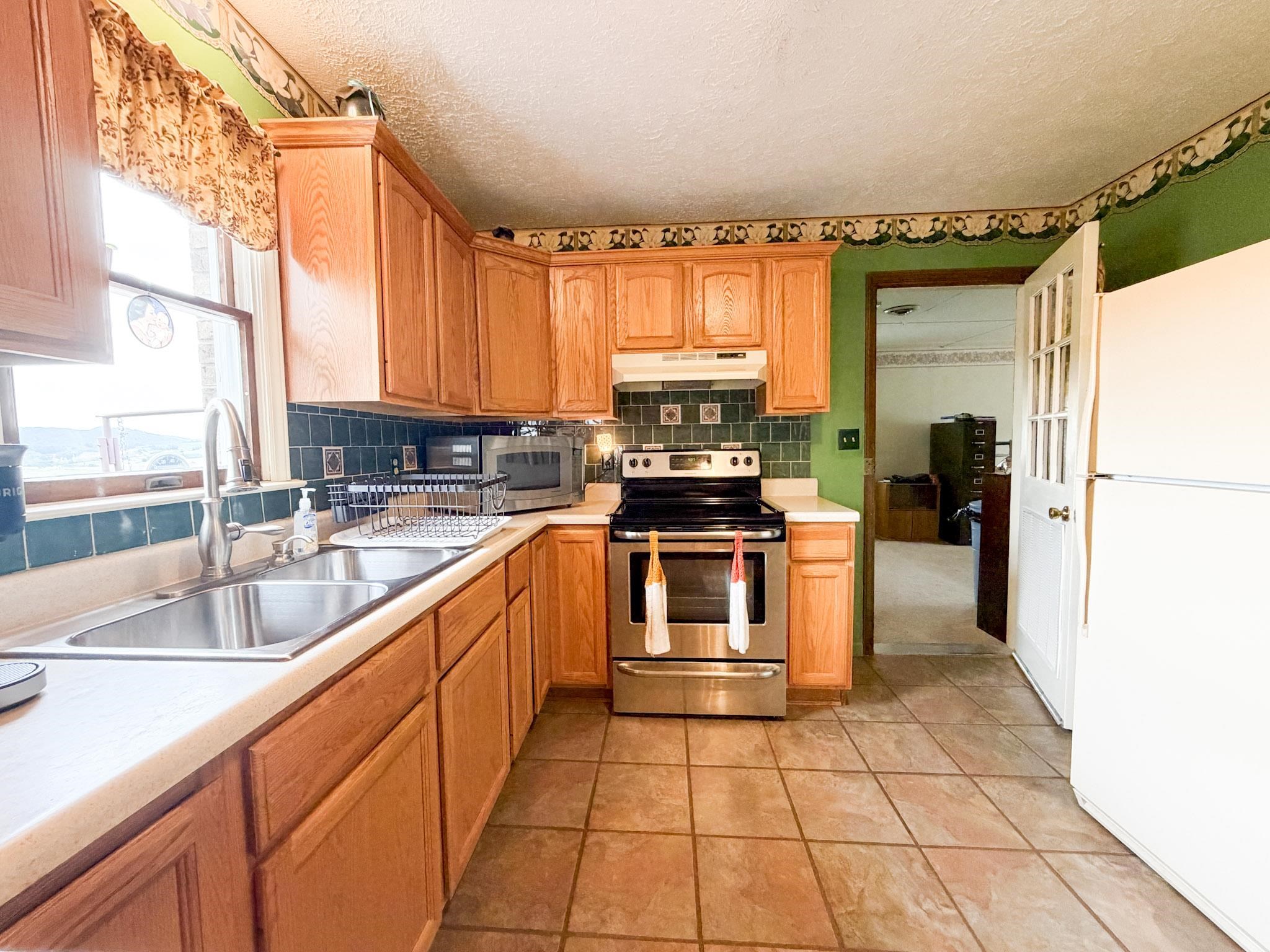 192 Whispering Pines Road Max Meadows VA 24360