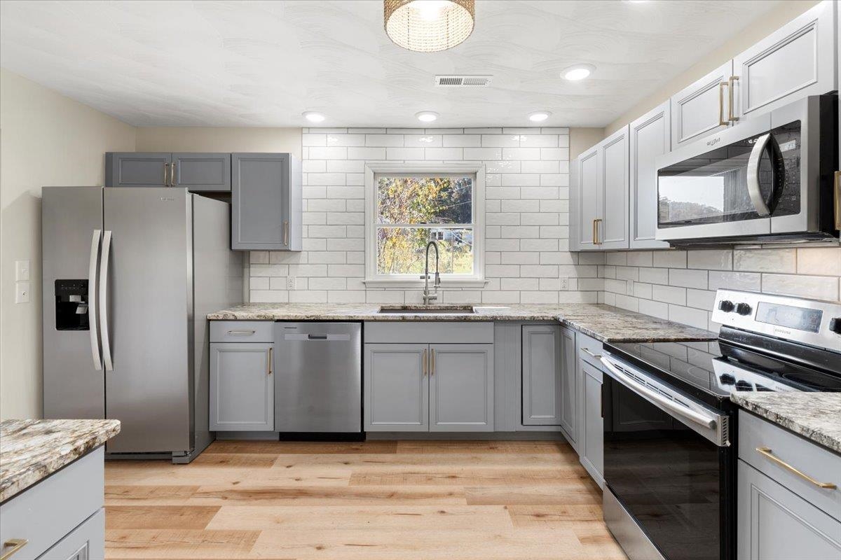 5491 Mccoy Road Blacksburg VA 24060