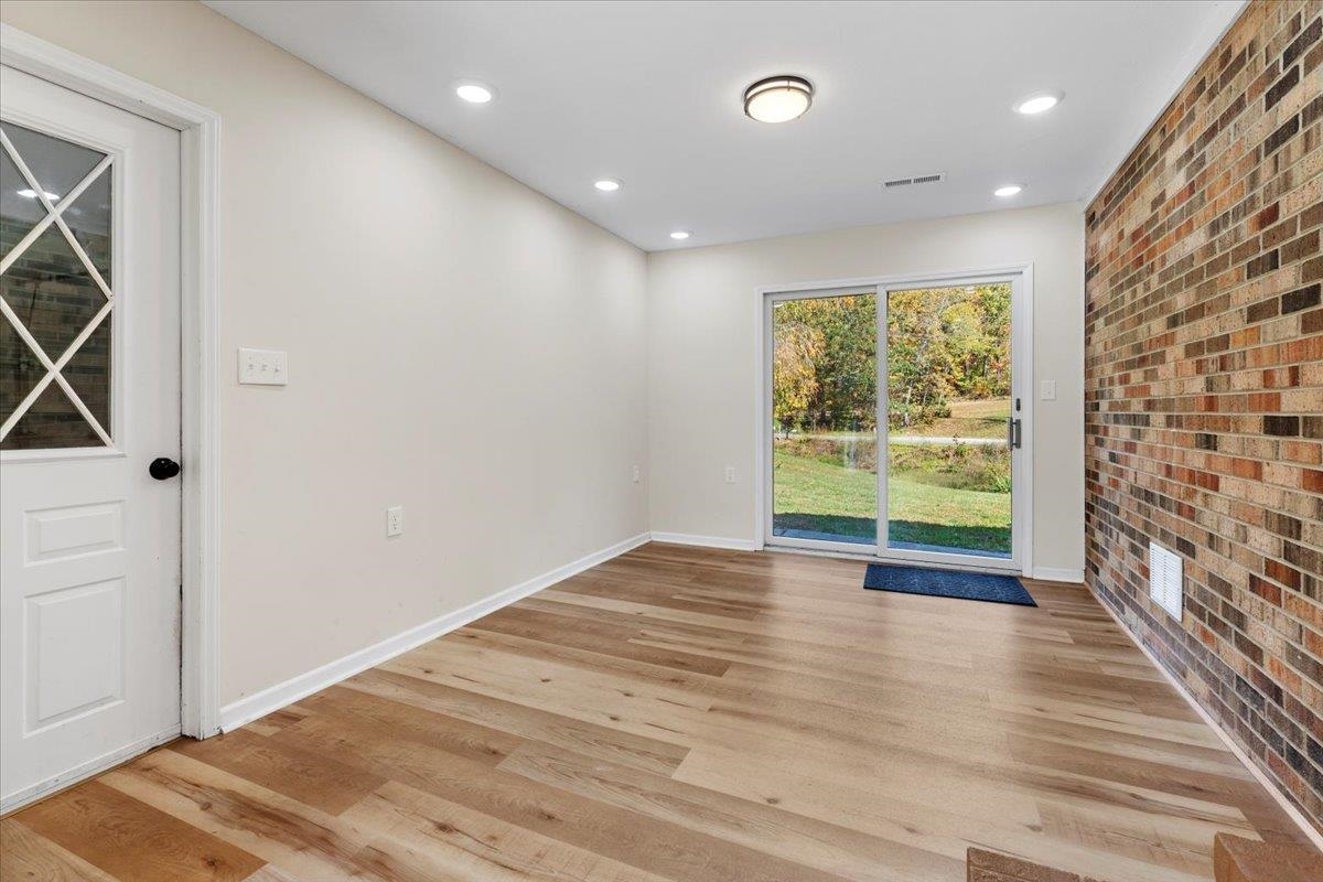 5491 Mccoy Road Blacksburg VA 24060